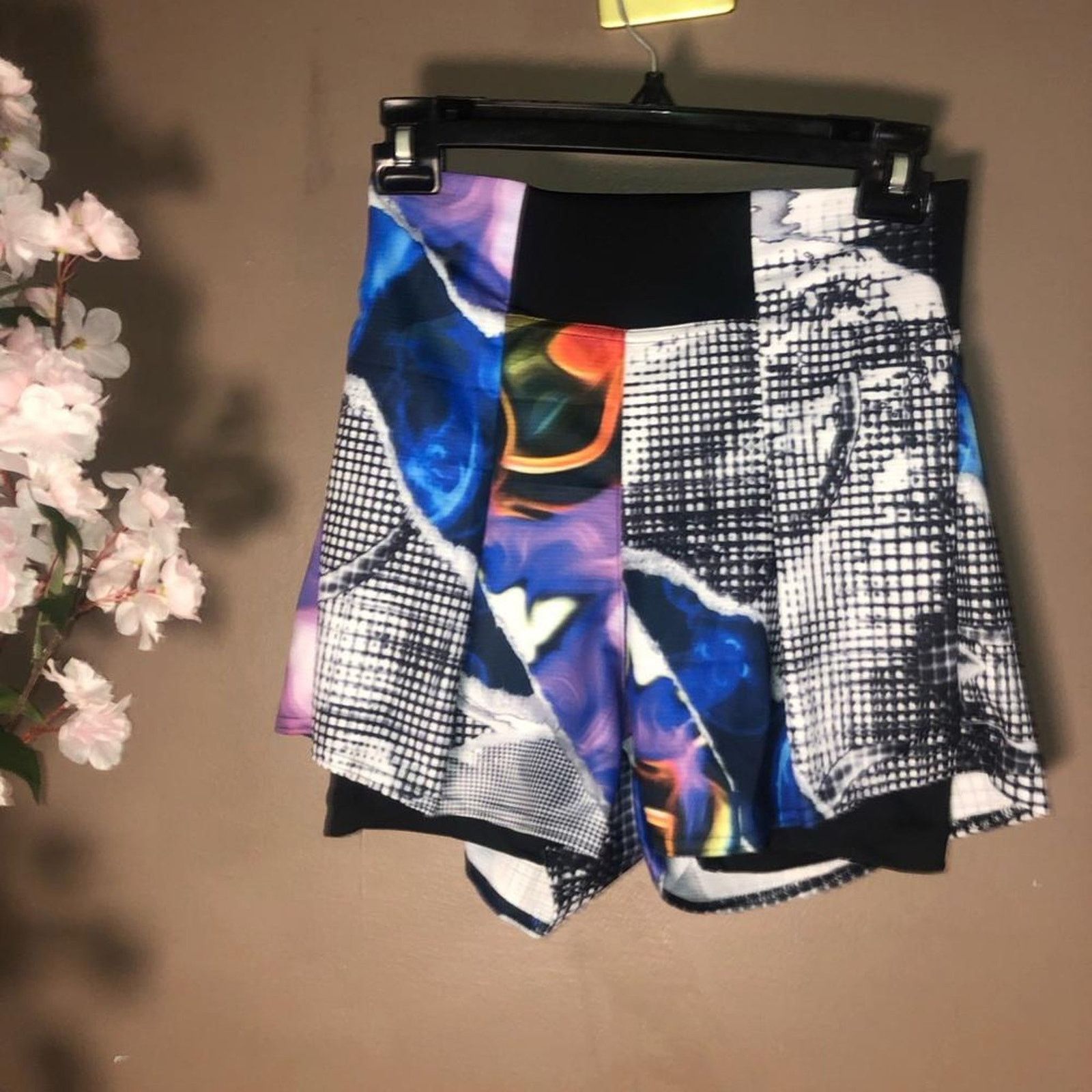 Adidas Adidas athletic shorts sports golf tennis or gym. Size 26" / US 2 / IT 38 - 1 Thumbnail