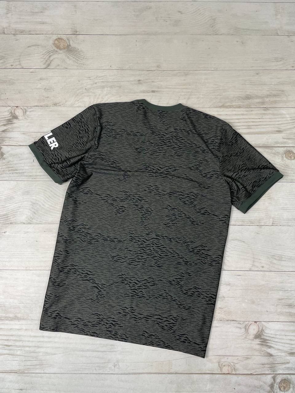 Adidas Adidas MANCHESTER UNITED 2020 2021 AWAY Shirt SOCCER Jersey Size US XL / EU 56 / 4 - 9 Thumbnail
