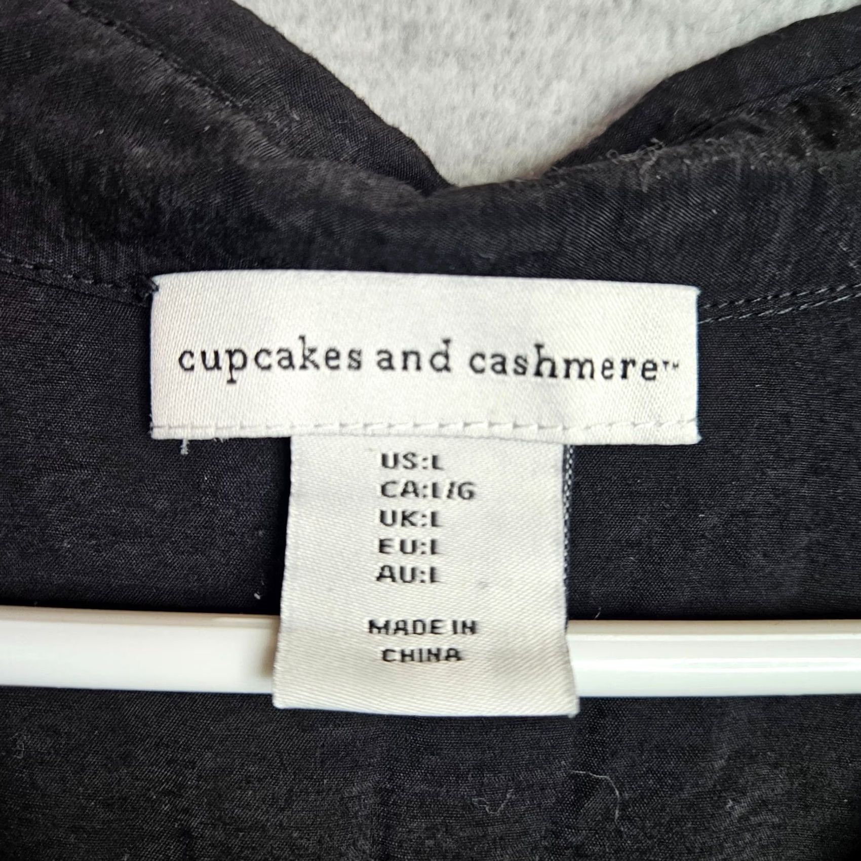 Vintage Cupcakes and Cashmere Blouse Shirt Women's Button Up Long Sleeve Size L Black Cotton Blend Regular- fit Casual 2XL? Size XXL / US 16-18 / IT 52-54 - 6 Thumbnail
