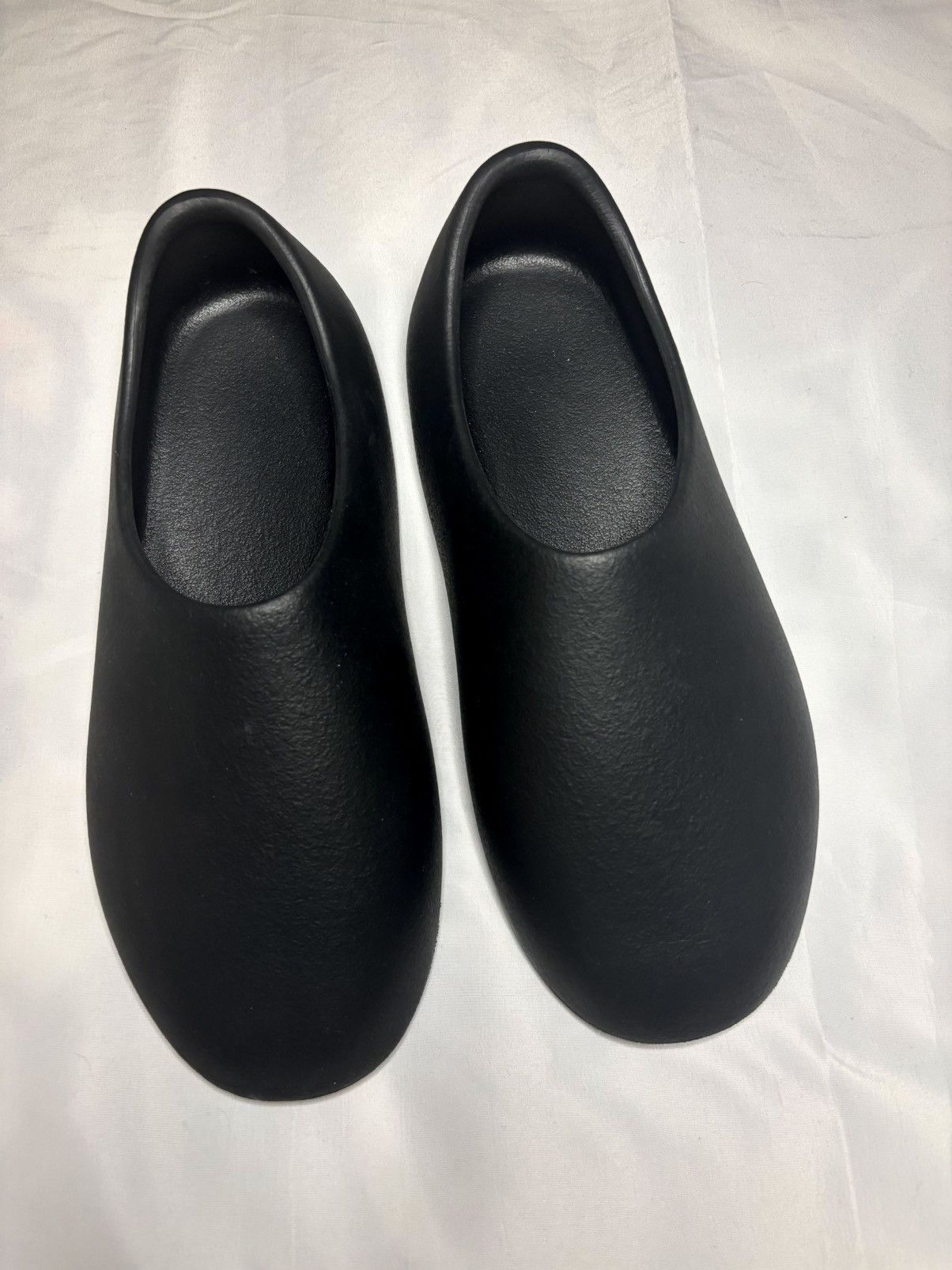Yeezy SL-01 Size US 8 / EU 41 - 2 Thumbnail