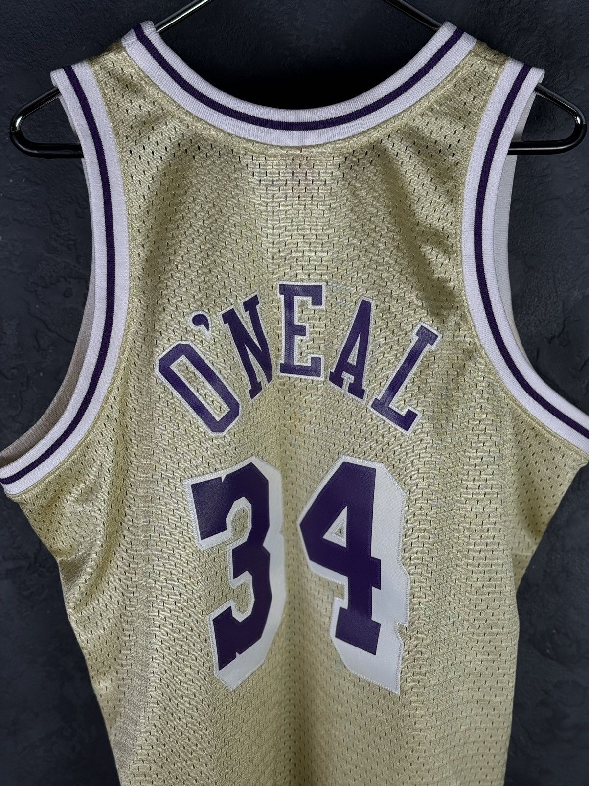 Mitchell & Ness NBA Los Angeles Lakers Shaquille O’Neal Gold Swingman Jersey Size US L / EU 52-54 / 3 - 4 Thumbnail