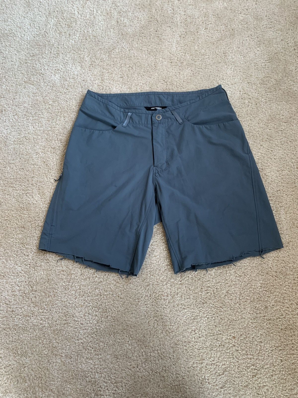 Arc'teryx Arc'teryx Hangdog short | Grailed