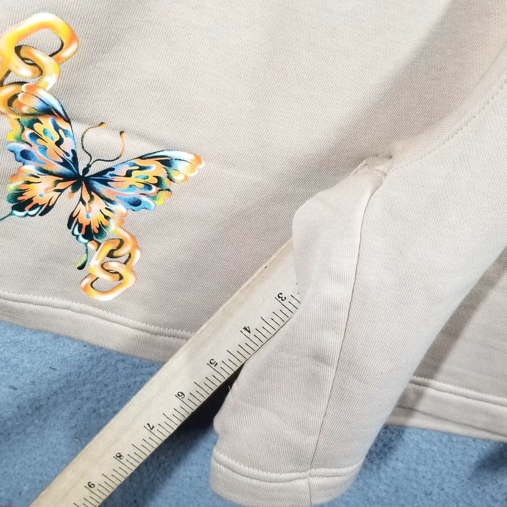 Nike VINTAGE Nike Air Jordan Fleece Shorts Women XS Beige Artist Series Butterfly Activewear NWT Size 26" / US 2 / IT 38 - 7 Thumbnail