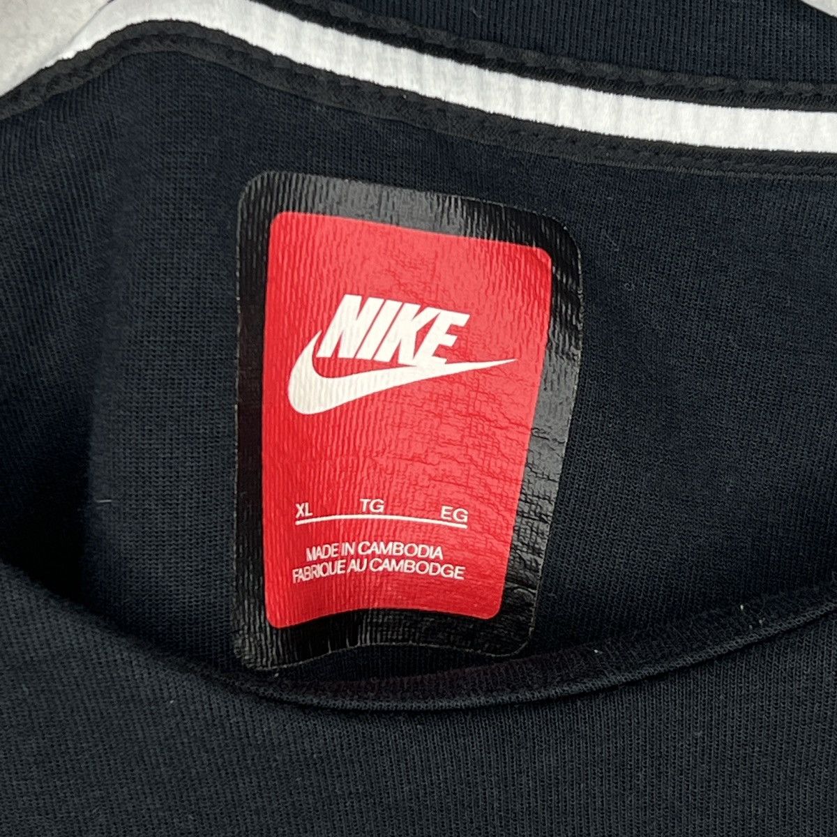 Nike Nike Tech Fleece Sweatshirt Crewneck Black Logo Size US XL / EU 56 / 4 - 5 Thumbnail