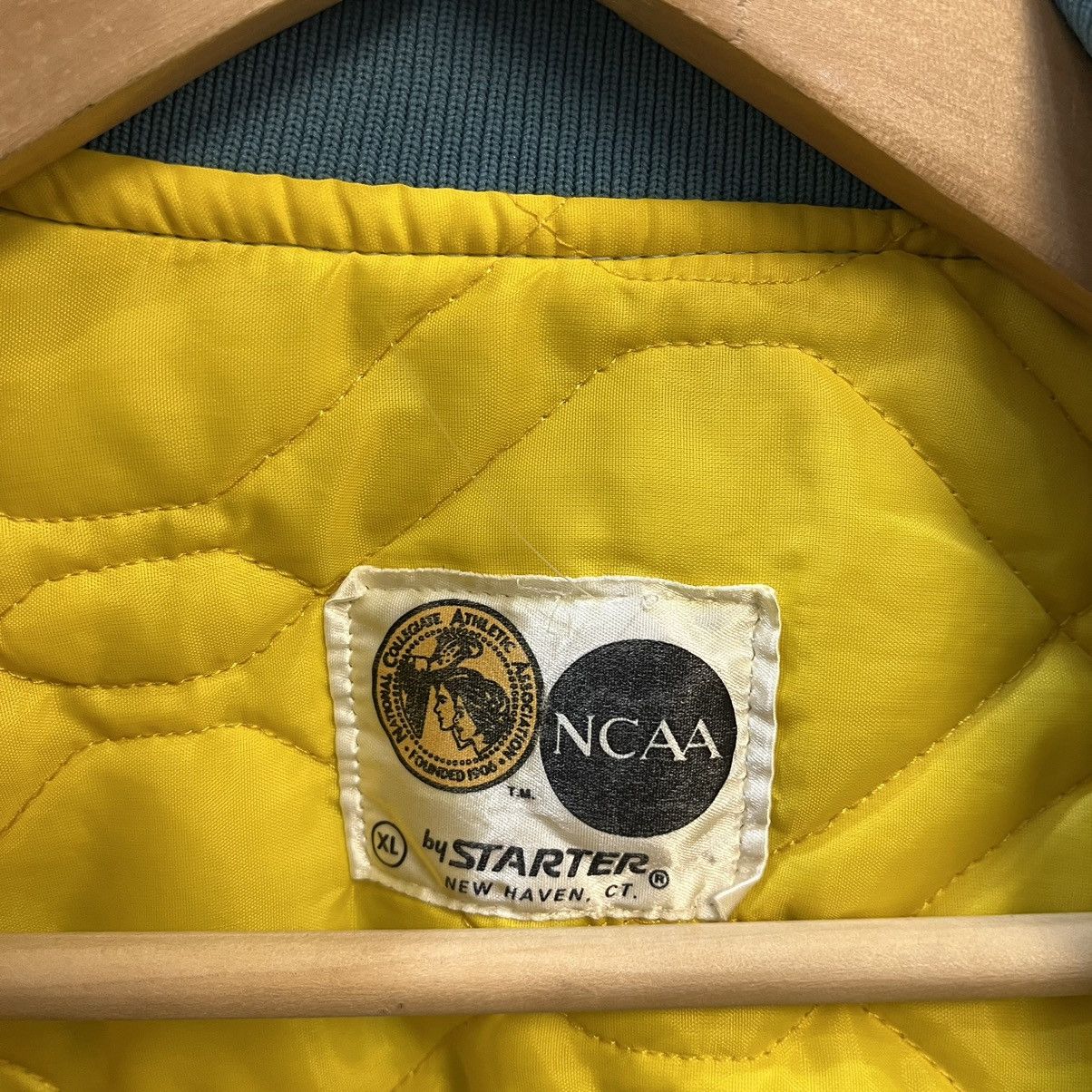 Starter × Vintage Vintage Starter UCLA Bruins Satin Jacket Size US XL / EU 56 / 4 - 12 Thumbnail