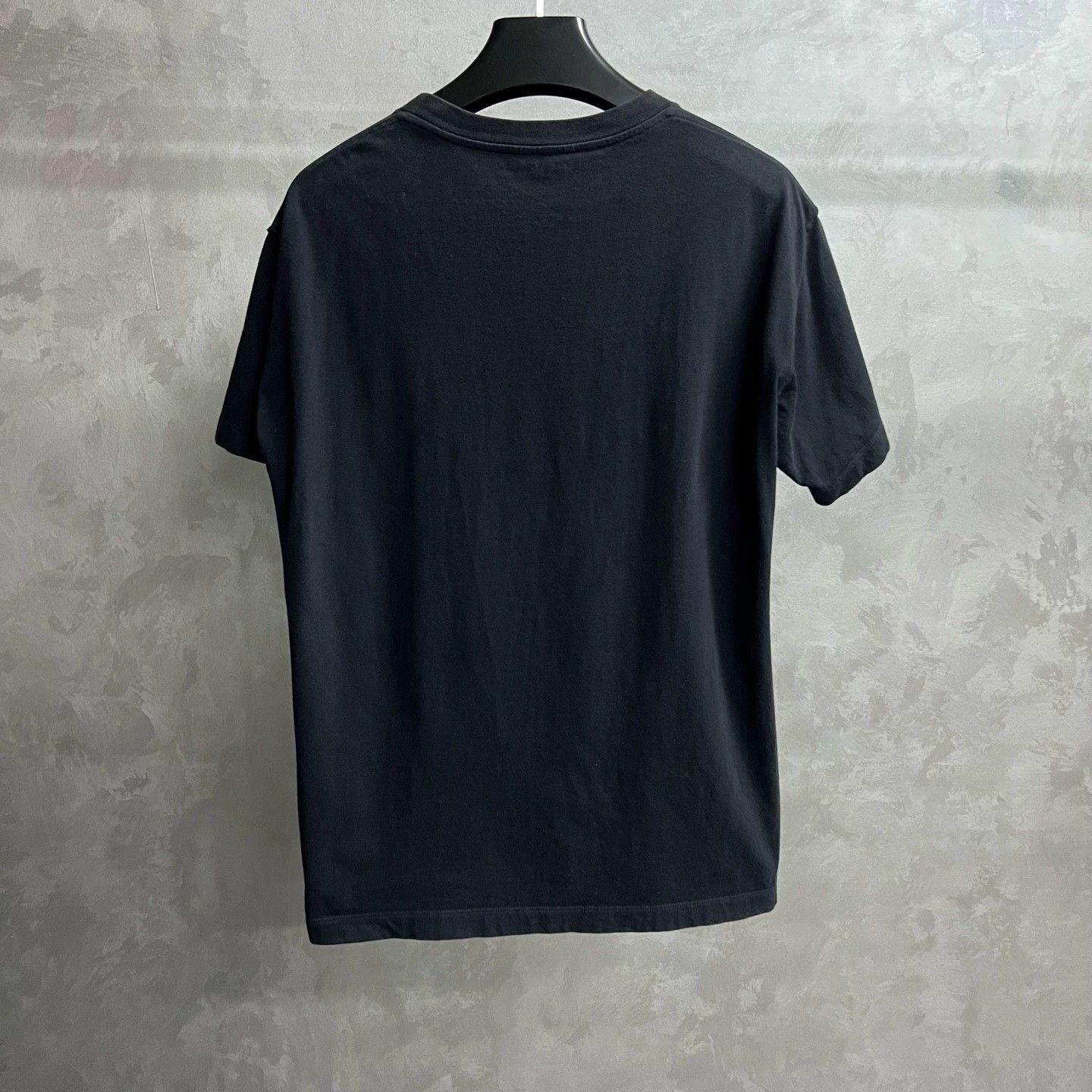 Louis Vuitton louis vuitton black graphic short sleeve t-shirt Size US M / EU 48-50 / 2 - 5 Thumbnail