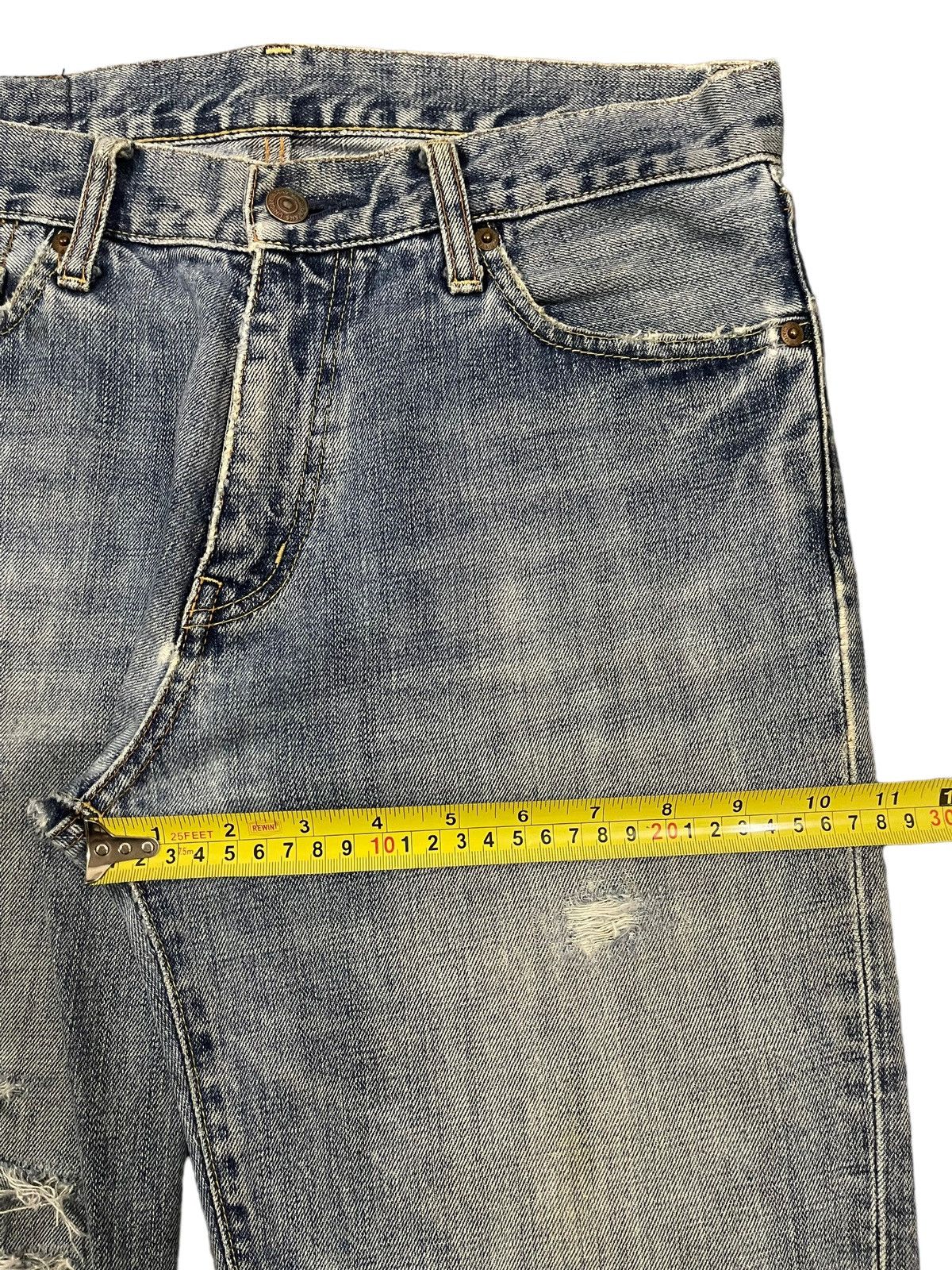 Uniqlo Vintage Japanese Uniqlo Blue Wash Distressed Loose Jeans Size US 32 / EU 48 - 13 Thumbnail