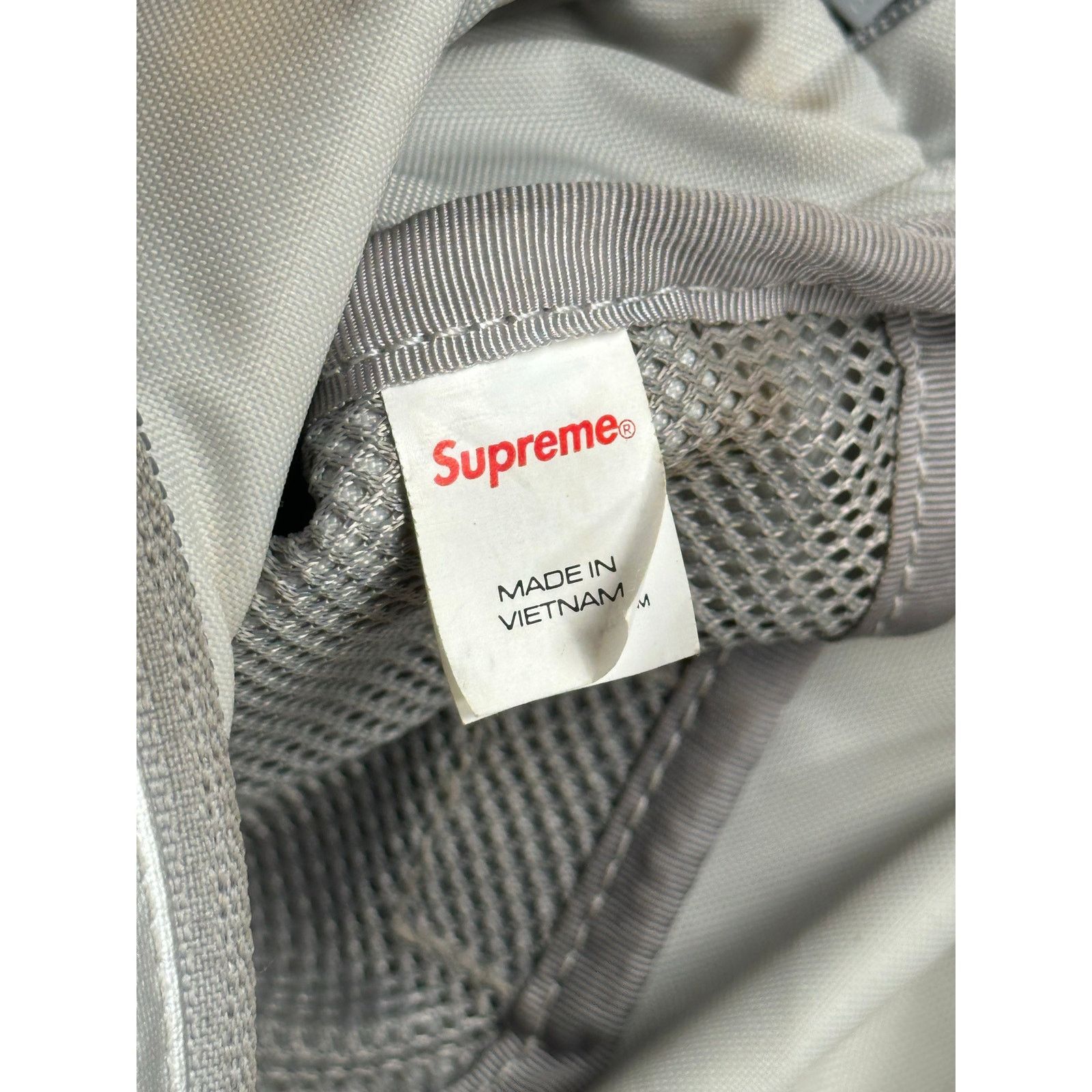 Supreme Supreme Silver Shoulder Bag (FW22) - Mint Size ONE SIZE - 8 Thumbnail
