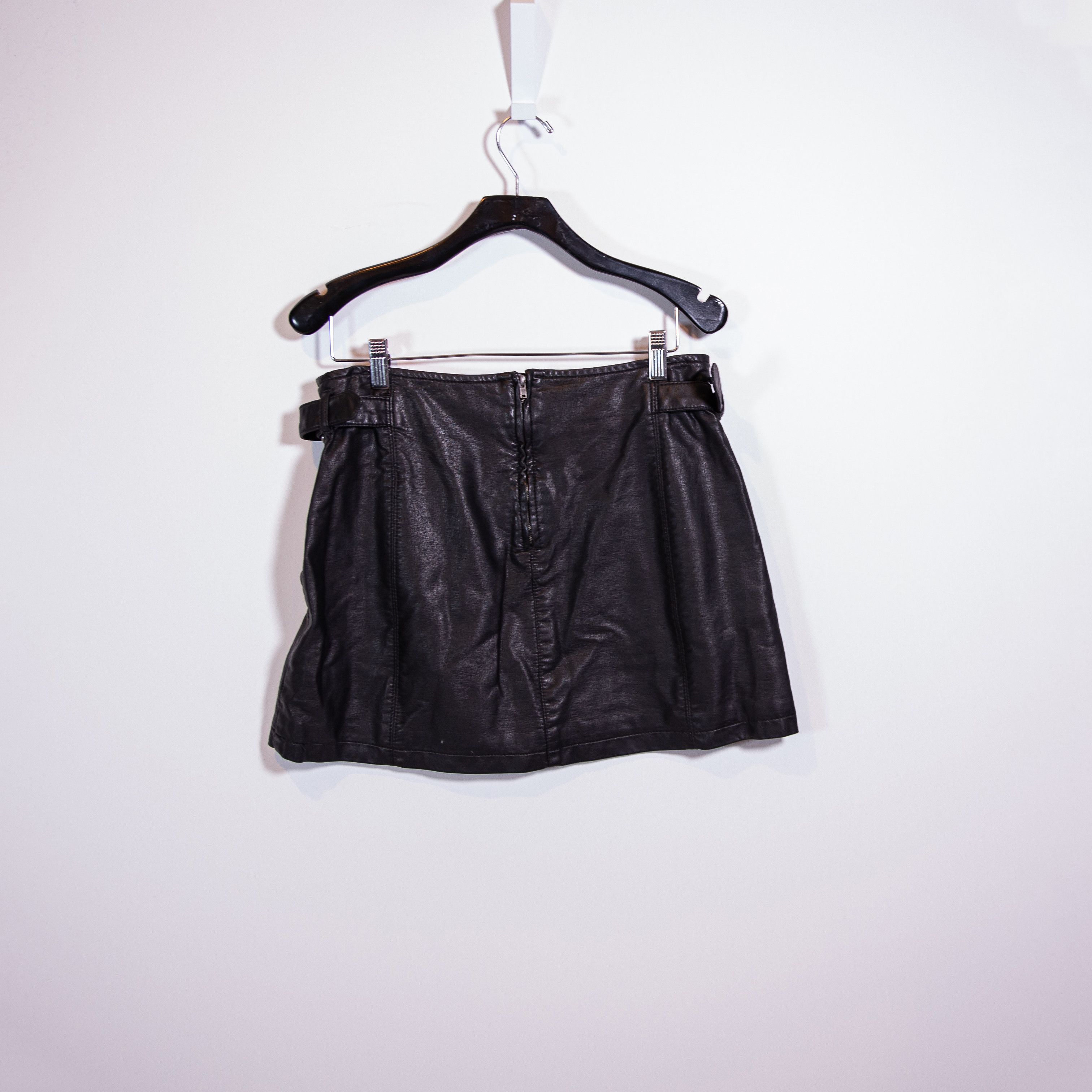 Free People Free People Charli Faux Vegan Leather Buckle Size 32" / US 10 / IT 46 - 4 Thumbnail