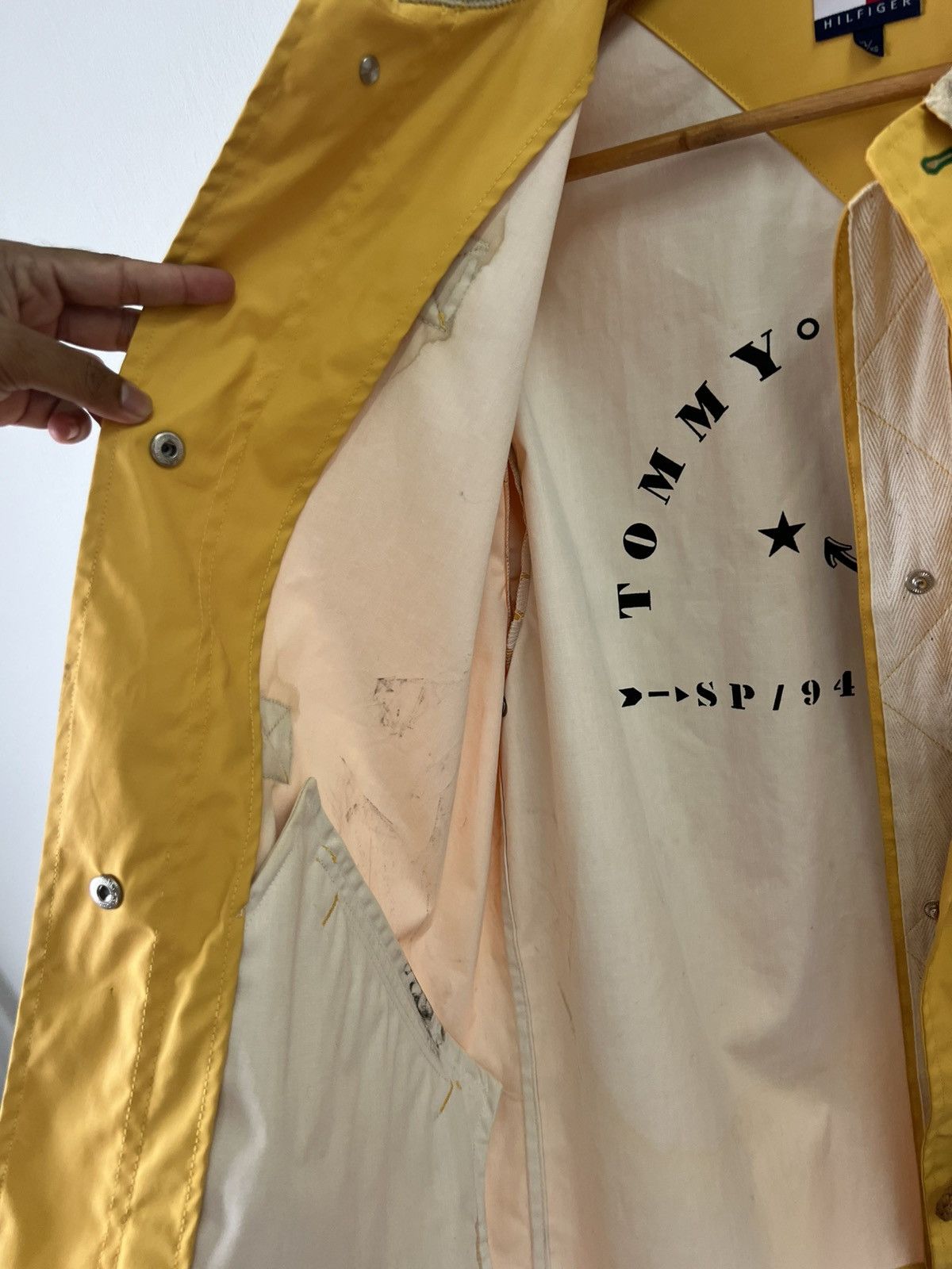Tommy Hilfiger Vintage Tommy Hilfiger Raincoat Size US XL / EU 56 / 4 - 16 Thumbnail