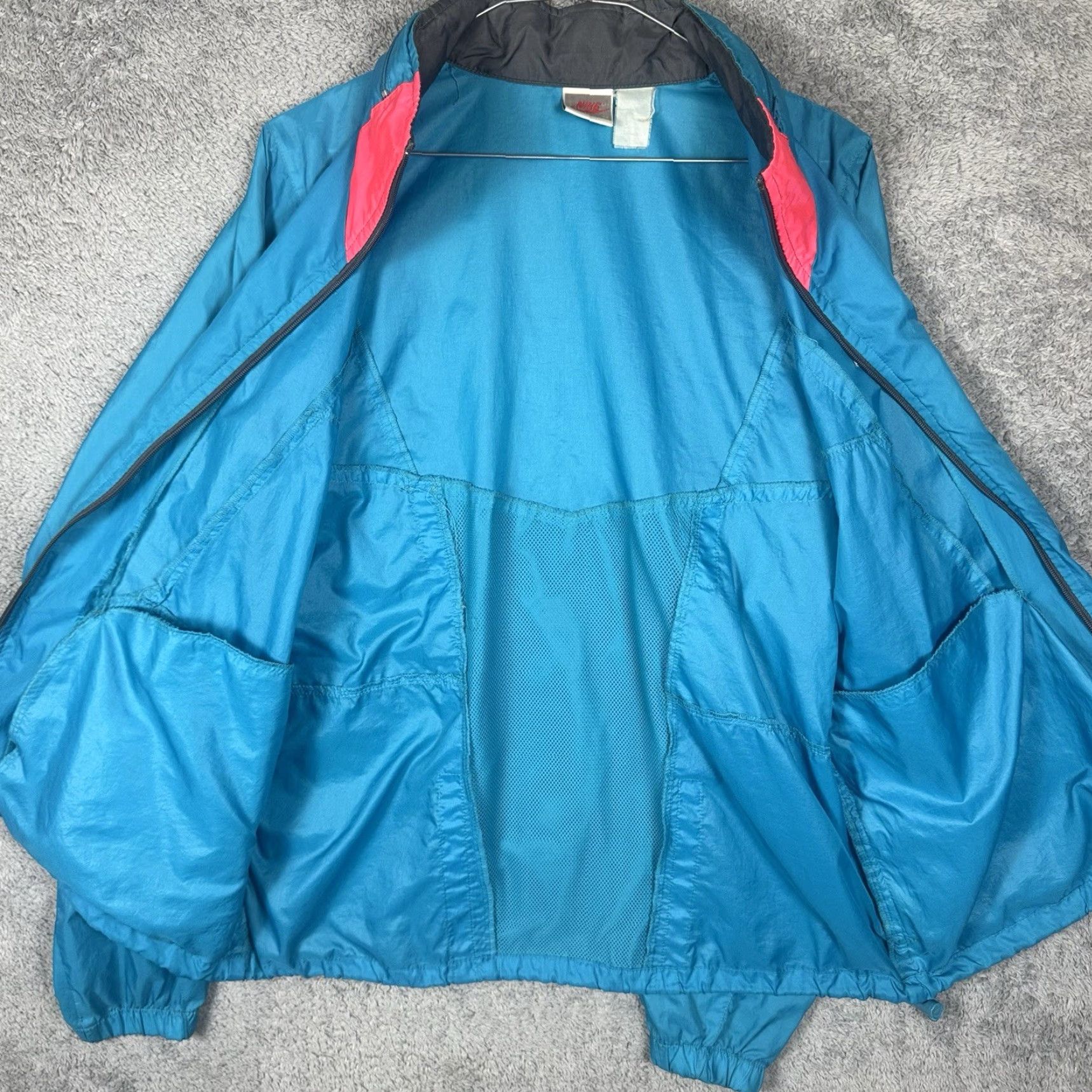 Nike VINTAGE Nike Windbreaker Mens M 80s Tag Full Zip Y2K 90s Nylon Retro Neon Disco Windbreaker Size US M / EU 48-50 / 2 - 7 Thumbnail