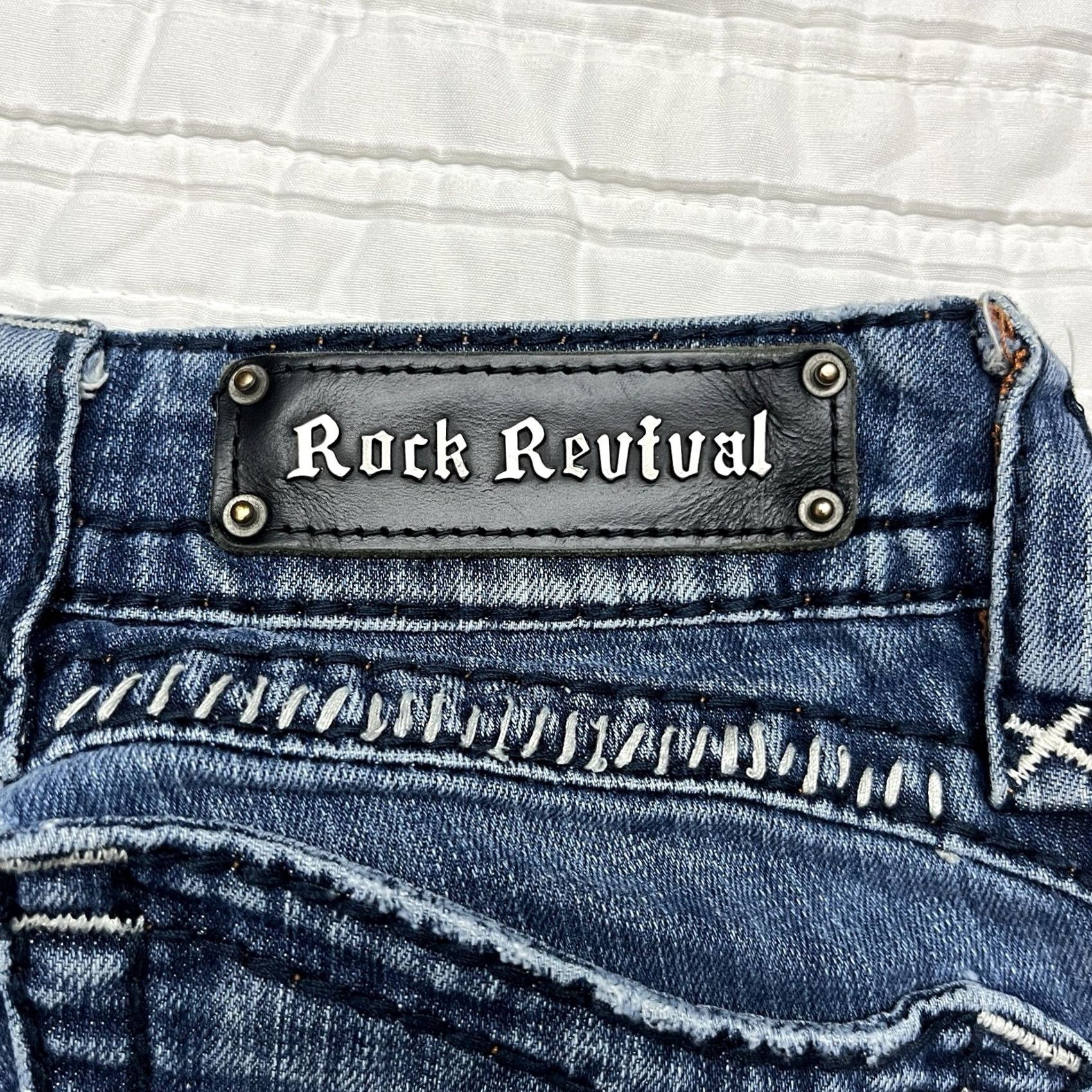 Vintage Rock Revival Jeans Womens 30x32 Blue Skinny Distressed Embroidered Pockets Size 30" / US 8 / IT 44 - 3 Thumbnail