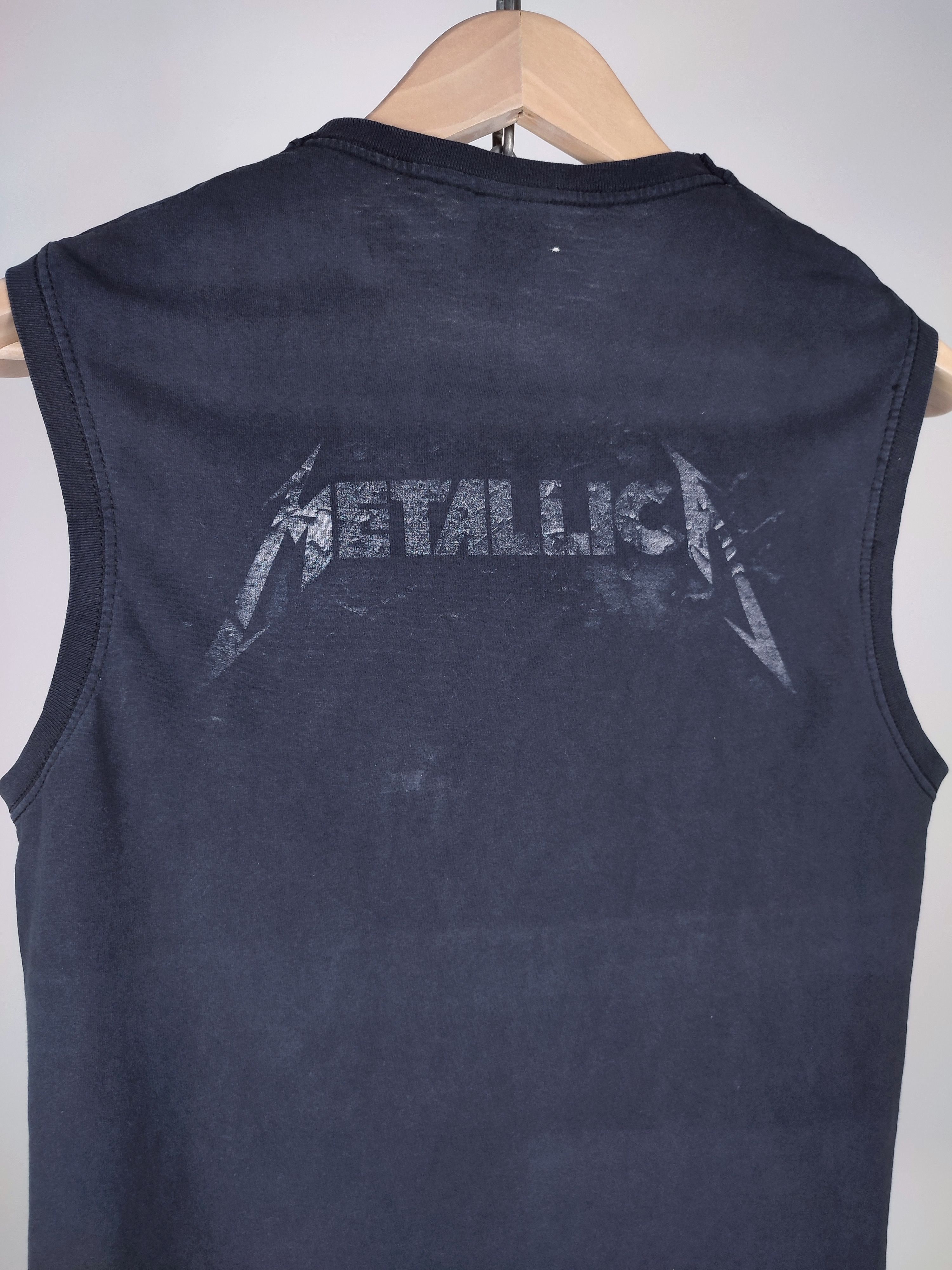 Band Tees Vintage Metallica 2011 Tank top shirt Size US M / EU 48-50 / 2 - 4 Thumbnail