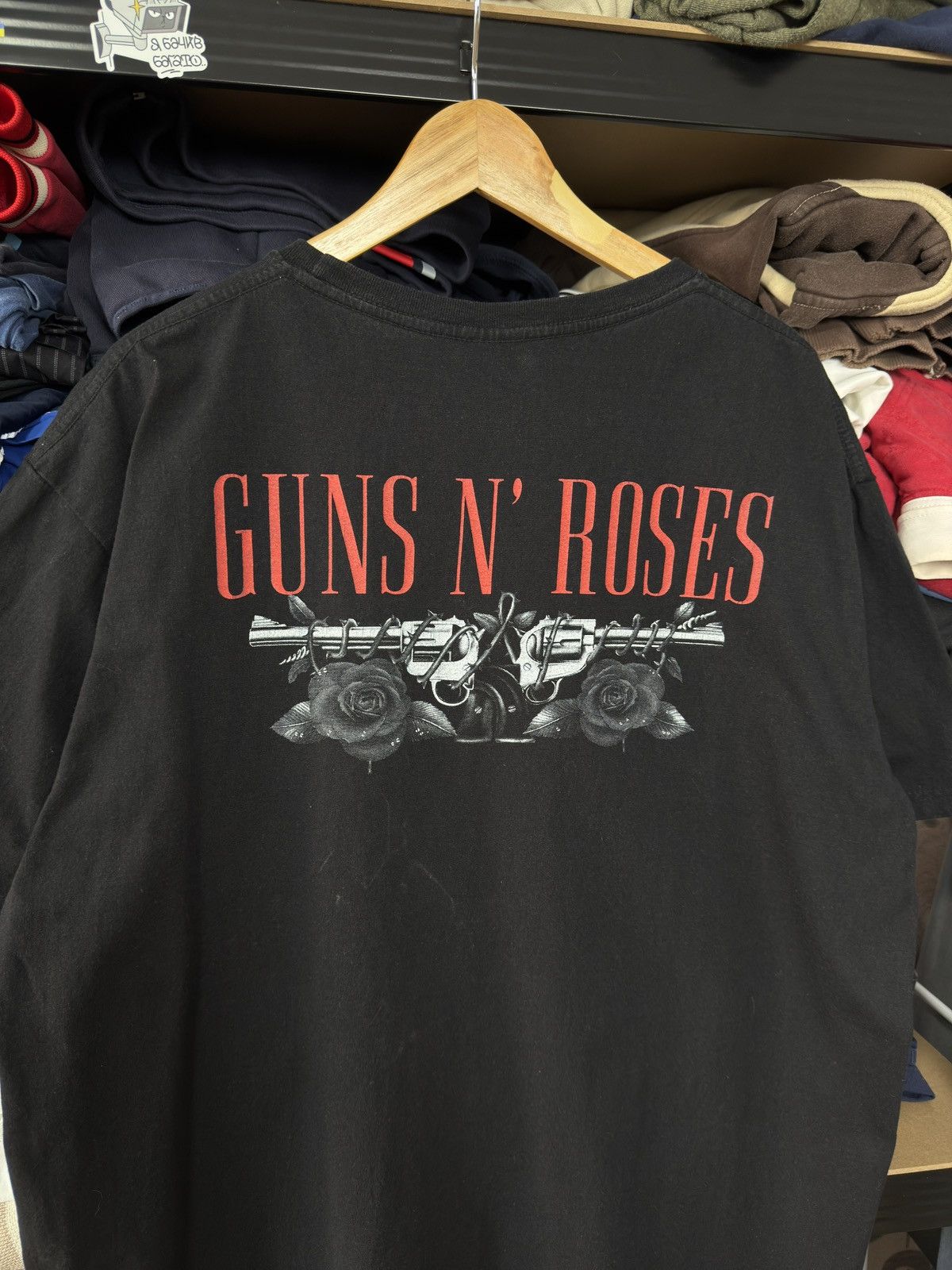 Guns N' Roses VINTAGE 90s GUNS N ROSES USE YOUR ILLUTION TOUR BAND T-SHIRT Size US XL / EU 56 / 4 - 18 Thumbnail