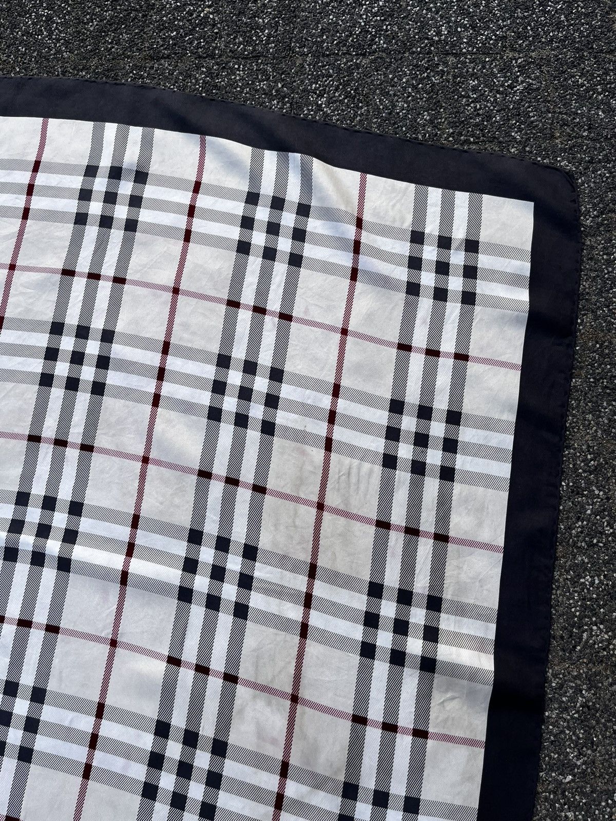Burberry × Other 🔥BURBERRY NOVA CHECK LUXURY HANDKERCHIEF BANDANA NECKERCHIEF Size ONE SIZE - 7 Thumbnail