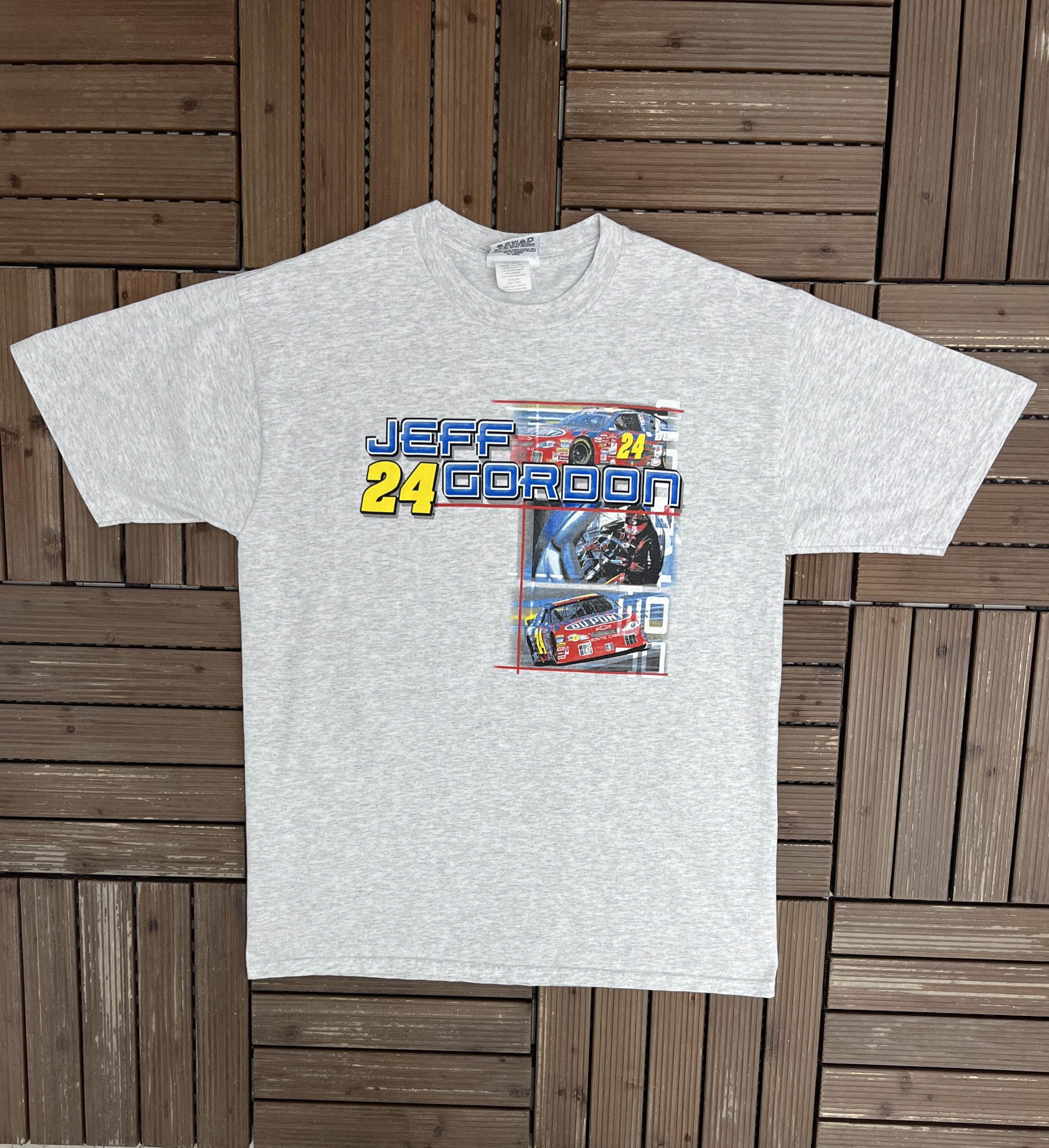 Vintage Jeff Gordon 2002 Race Schedule Vintage Grey T-Shirt Tee Size US L / EU 52-54 / 3 - 1 Thumbnail