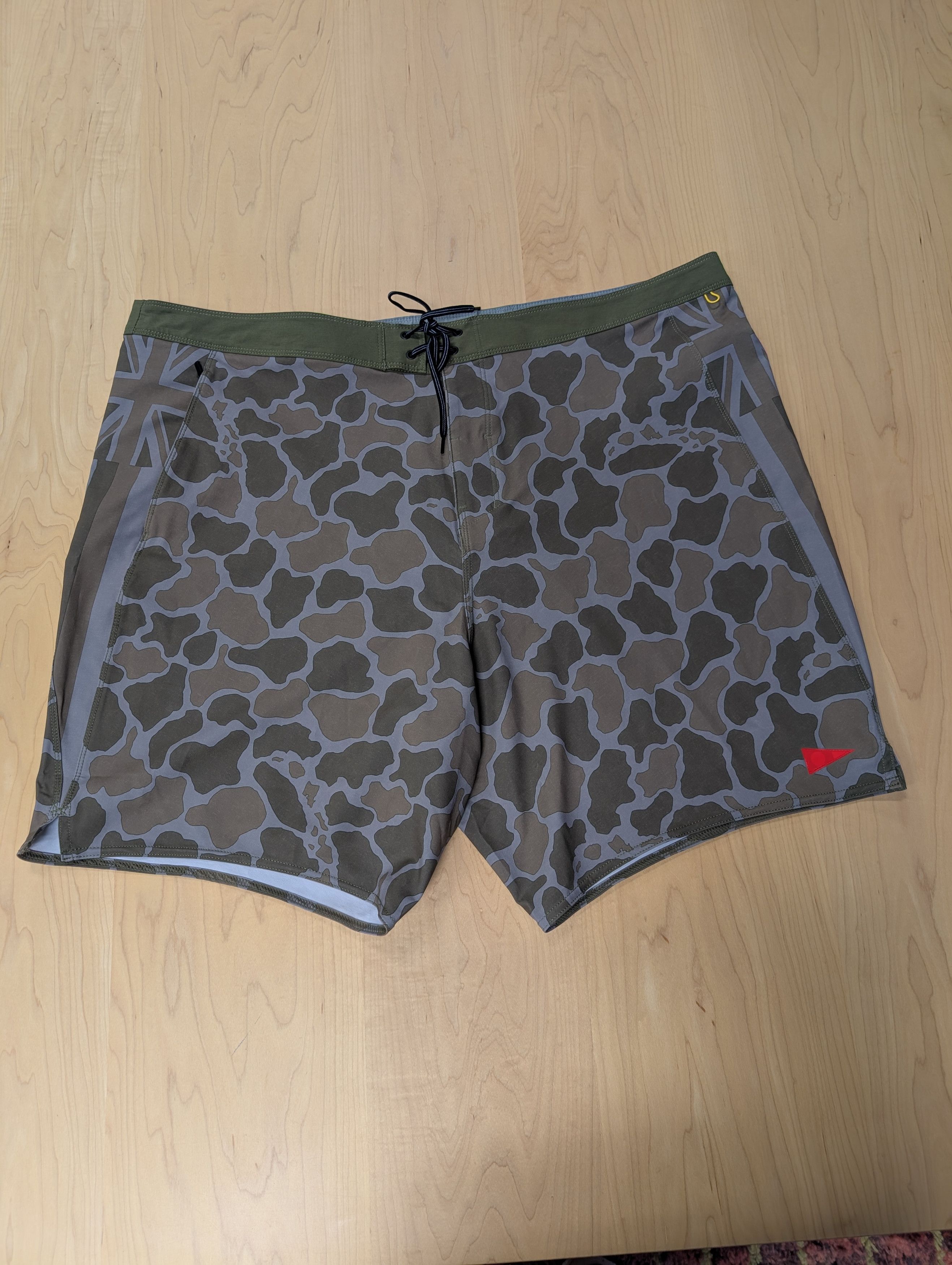 Other Florence Marine x Spotted Standard Elastic Short Size US 44 / EU 60 - 1 Thumbnail