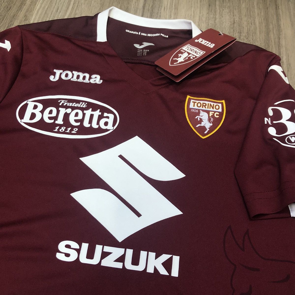 Joma Torino 20/21 home shirt (Bnwt) Size US XXS / EU 40 - 3 Thumbnail