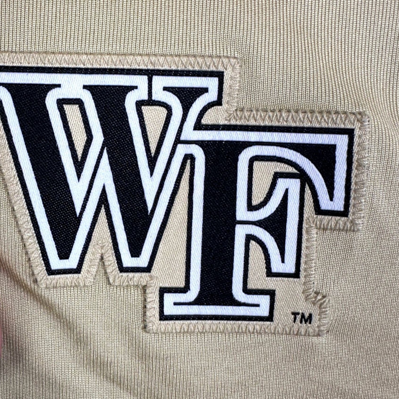 Nike VINTAGE? No. Size US XL / EU 56 / 4 - 5 Thumbnail