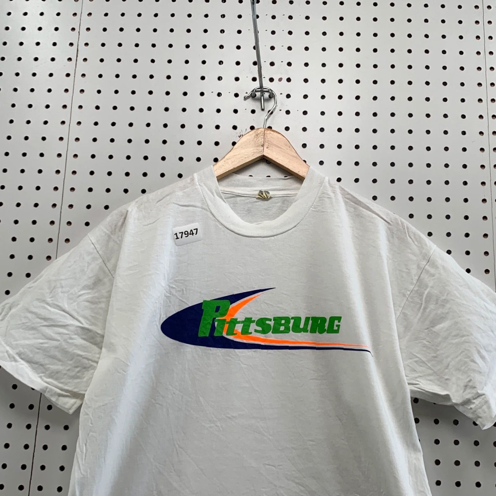 Vintage VINTAGE Screen Stars 80s Pittsburgh T-Shirt Adult Large Short Sleeve White Single Stitch Mens Size US L / EU 52-54 / 3 - 2 Thumbnail