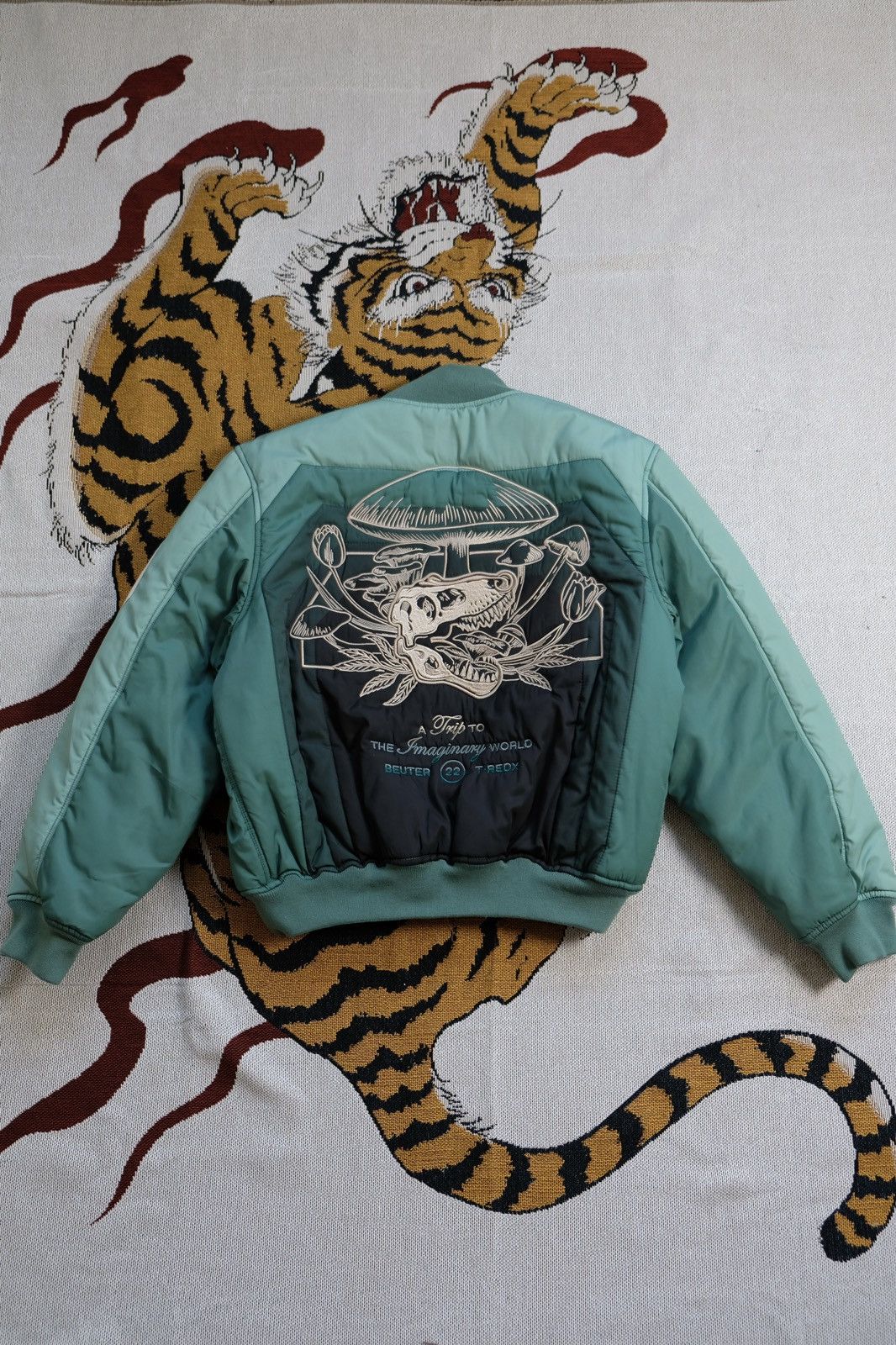 Designer T-REDX X BEUTER PSILOCYPE REVERSIBLE GREEN BOMBER JACKET Size US L / EU 52-54 / 3 - 2 Thumbnail