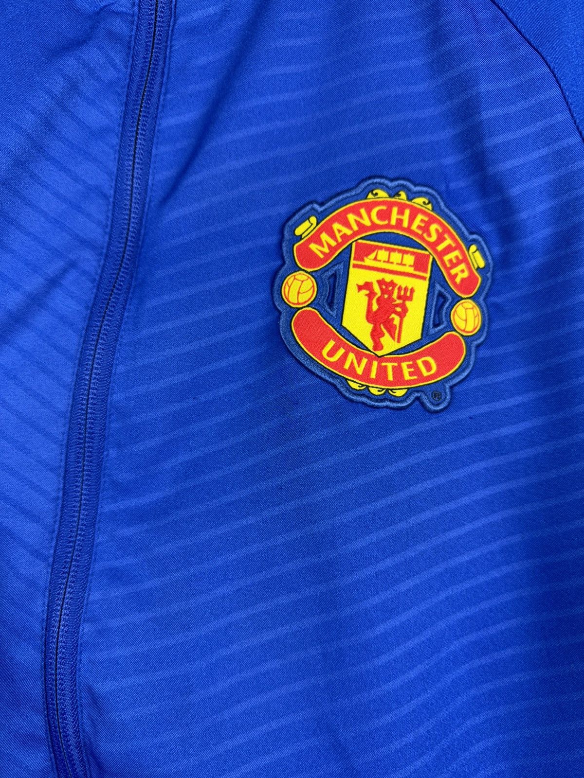 Nike Vintage Nike Manchester United Track Top Light Jacket Size US M / EU 48-50 / 2 - 9 Thumbnail