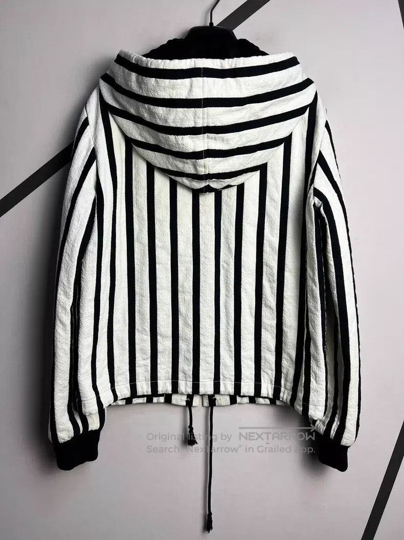 Saint Laurent Paris Saint Laurent Paris Black and White Striped Hooded Thin Co Size US M / EU 48-50 / 2 - 2 Thumbnail