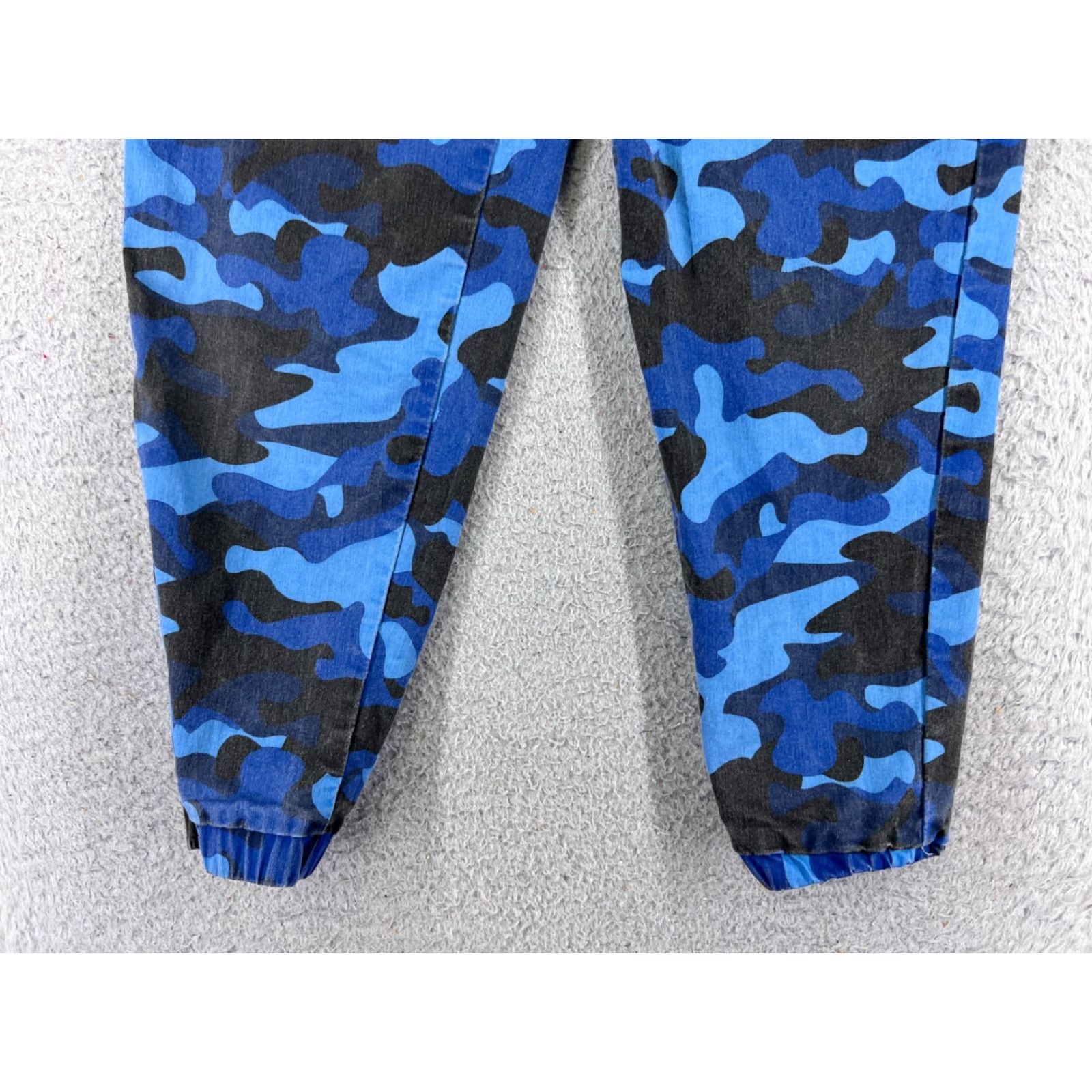 Vintage Vintage VIP Jeans Denim Cargo Pants Women Medium Blue Camouflage Tapered Stretch Size 34" / US 12 / IT 48 - 2 Thumbnail
