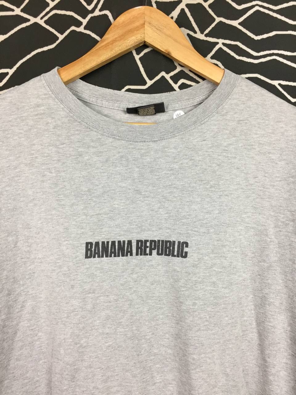 Banana Republic Vtg 90s Banana Republic Made in Usa Spell Out Logo Tee Size US M / EU 48-50 / 2 - 3 Thumbnail