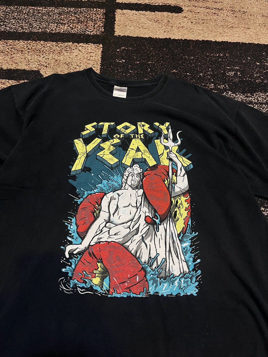 Gildan STORY OF THE YEAR Size US XL / EU 56 / 4 - 2 Thumbnail