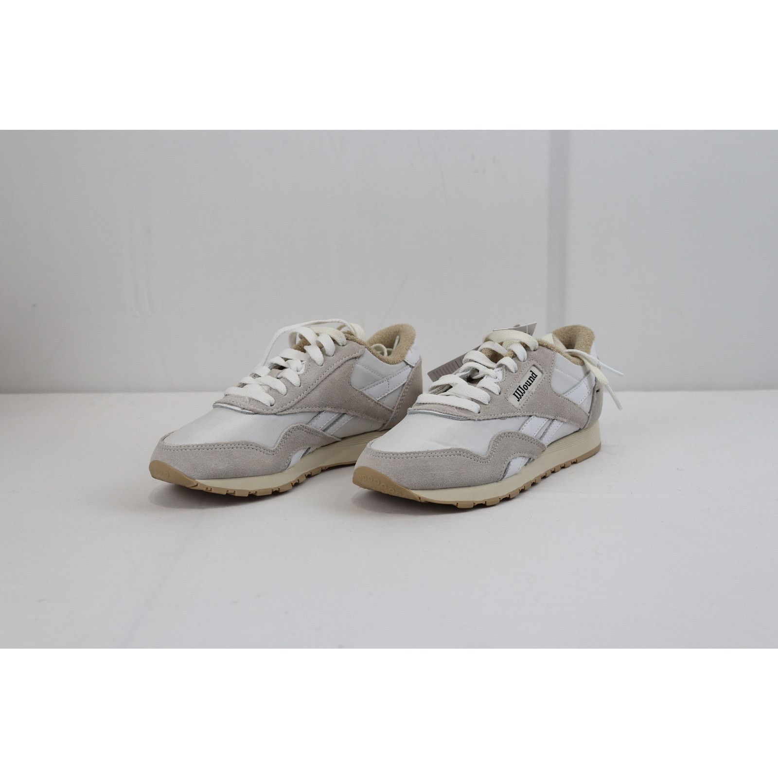JJJJound × Reebok o1rshd1 Size 3 / 33 Classic Nylon Sneakers White Beige Size US 4 / IT 34 - 2 Thumbnail