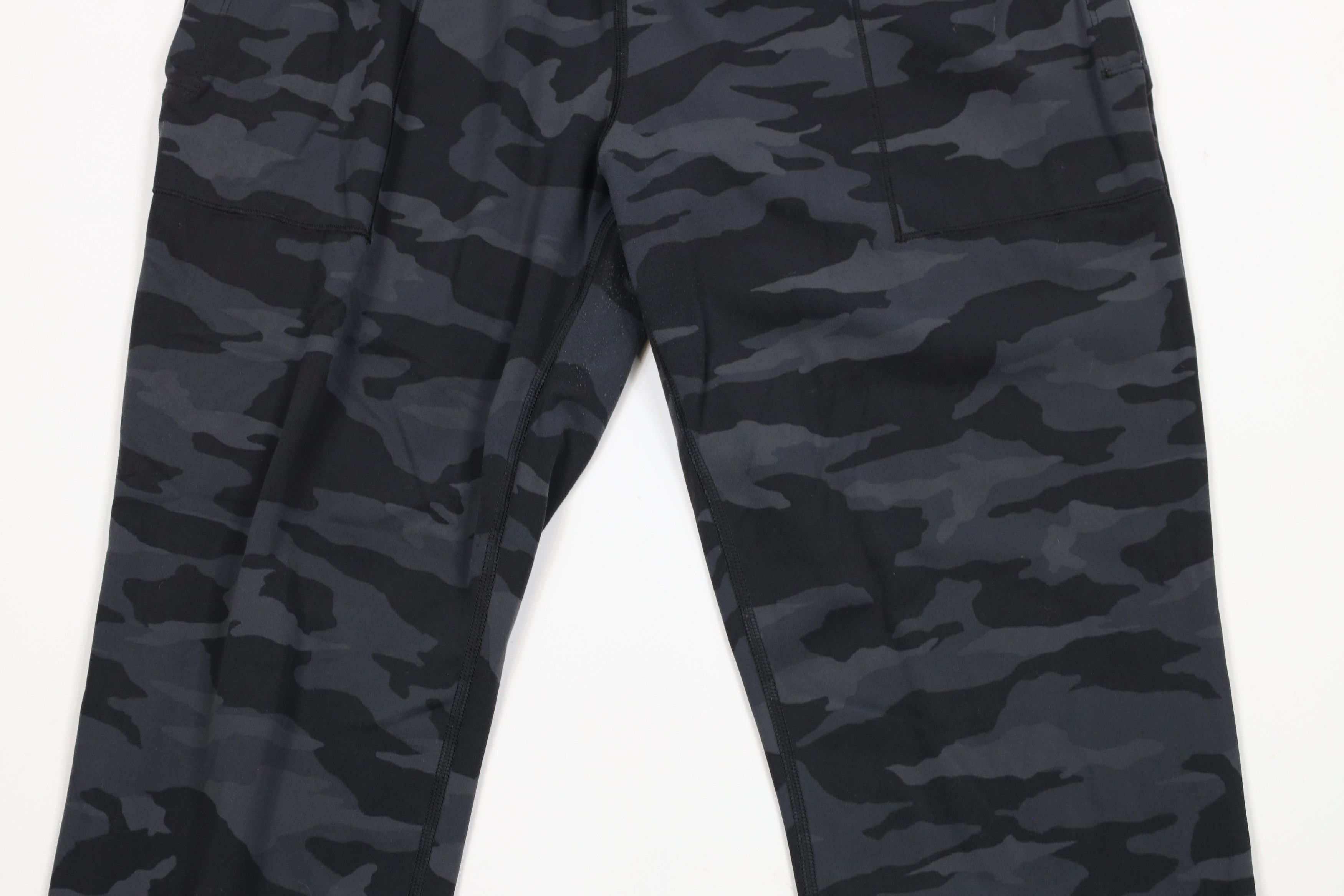 Athleta × Vintage Athleta Salutation Camouflage Cuffed Joggers Jogger Pants Size 26" / US 2 / IT 38 - 3 Thumbnail