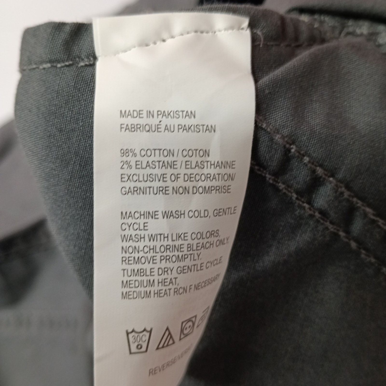 Izod Men's IZOD Cargo Shorts Size 44 Gray Classic Fit 10.5 Ins Size US 44 / EU 60 - 3 Thumbnail