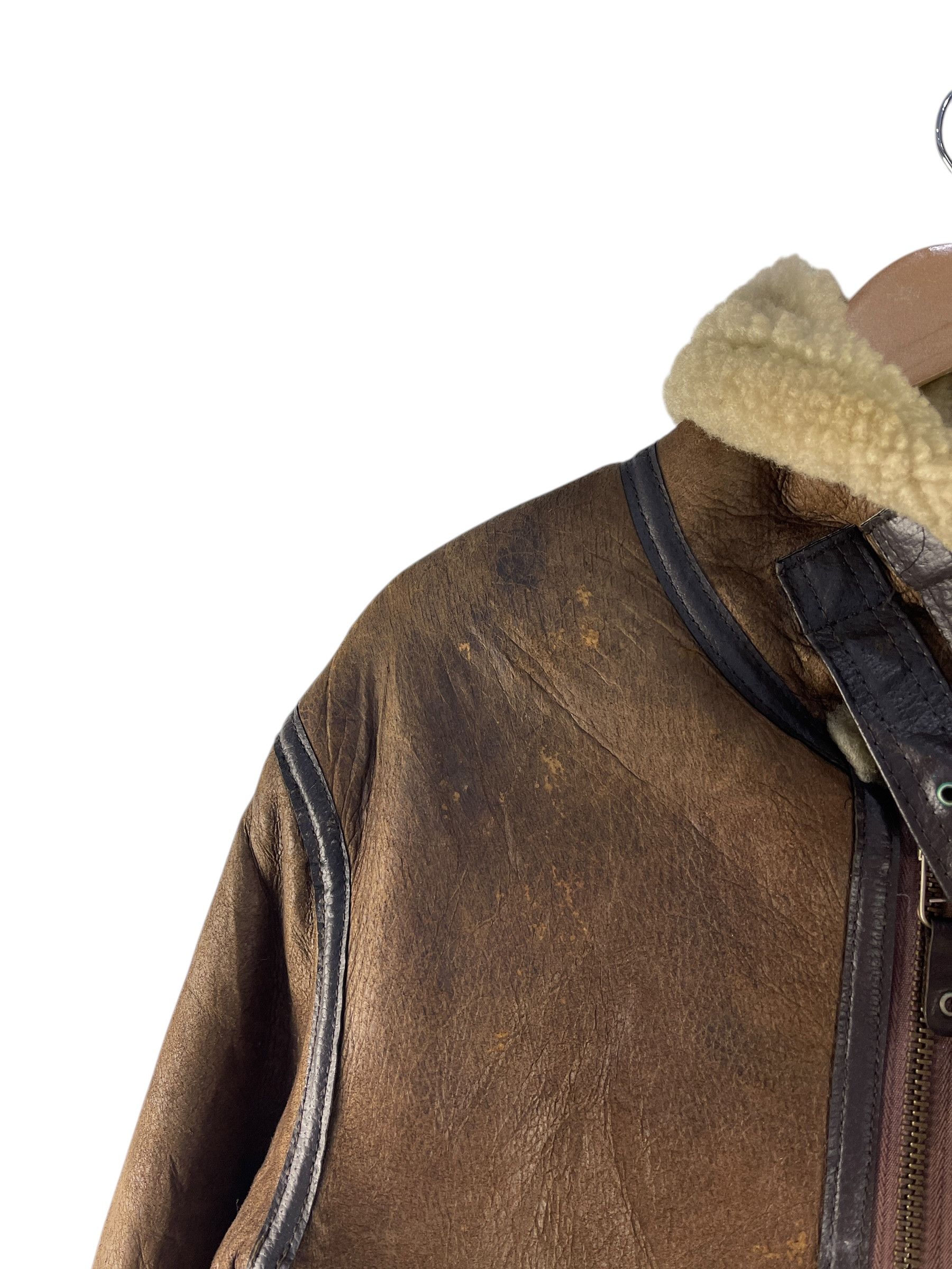 Avirex Vintage Avirex B 3 U.S Army Air Force Sheepskin Jacket Size US S / EU 44-46 / 1 - 9 Thumbnail
