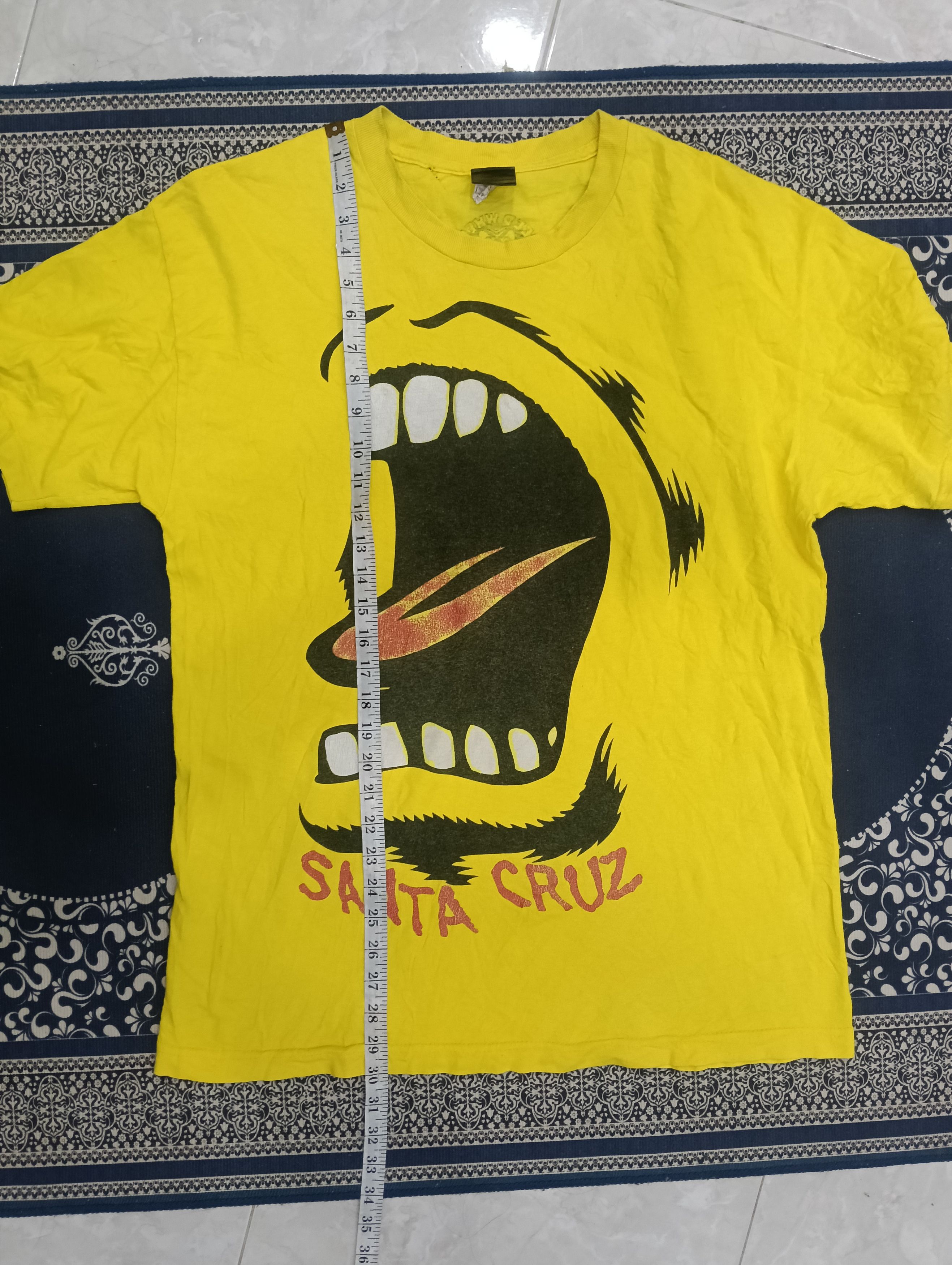 Santa Cruz Skateboards Y2K Thrashed Santa Cruz Skate Size US L / EU 52-54 / 3 - 10 Thumbnail