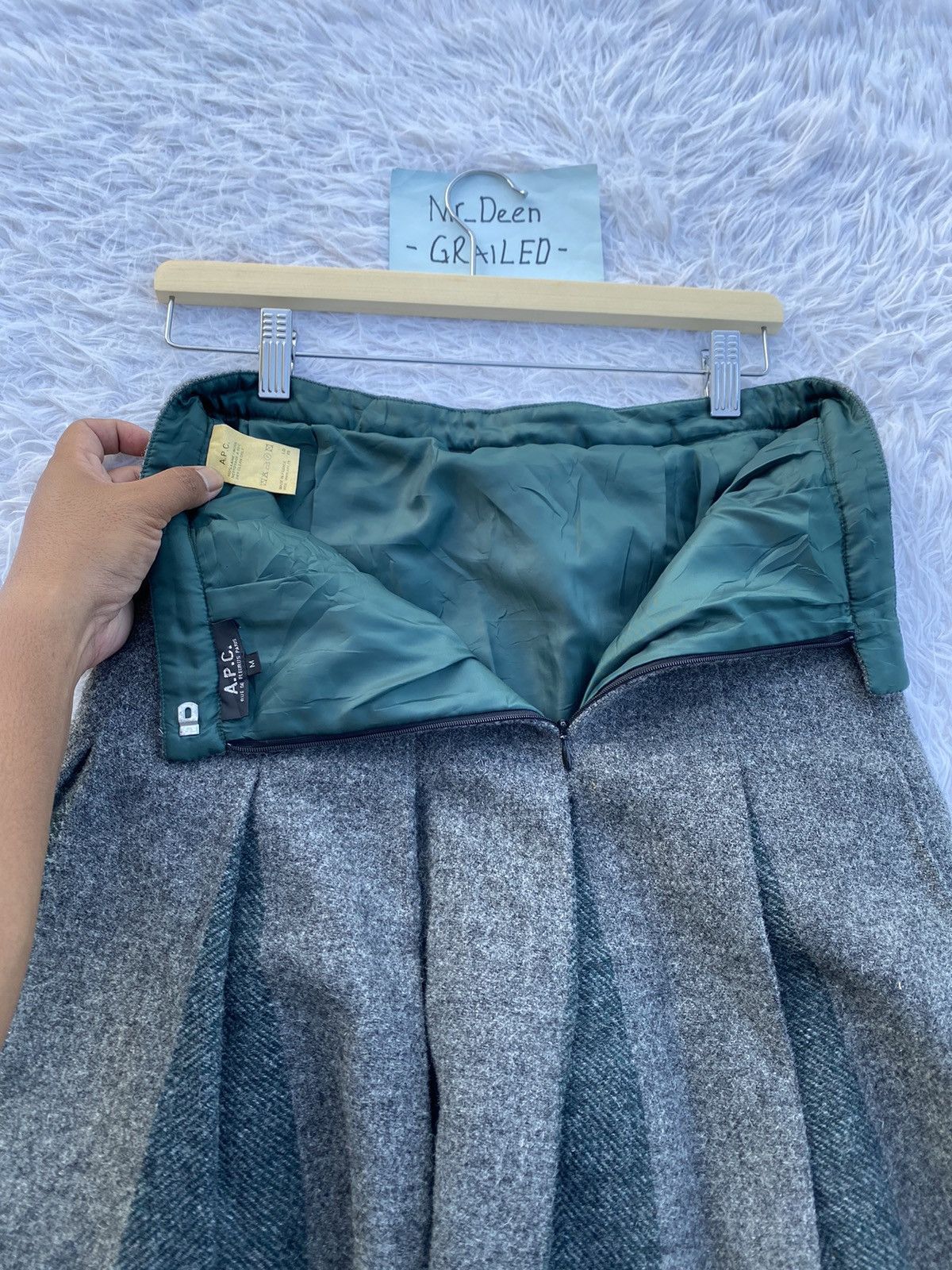 A.P.C. Rare Vintage A.P.C Wool Box Pleated Skirt Size 28" / US 6 / IT 42 - 6 Thumbnail