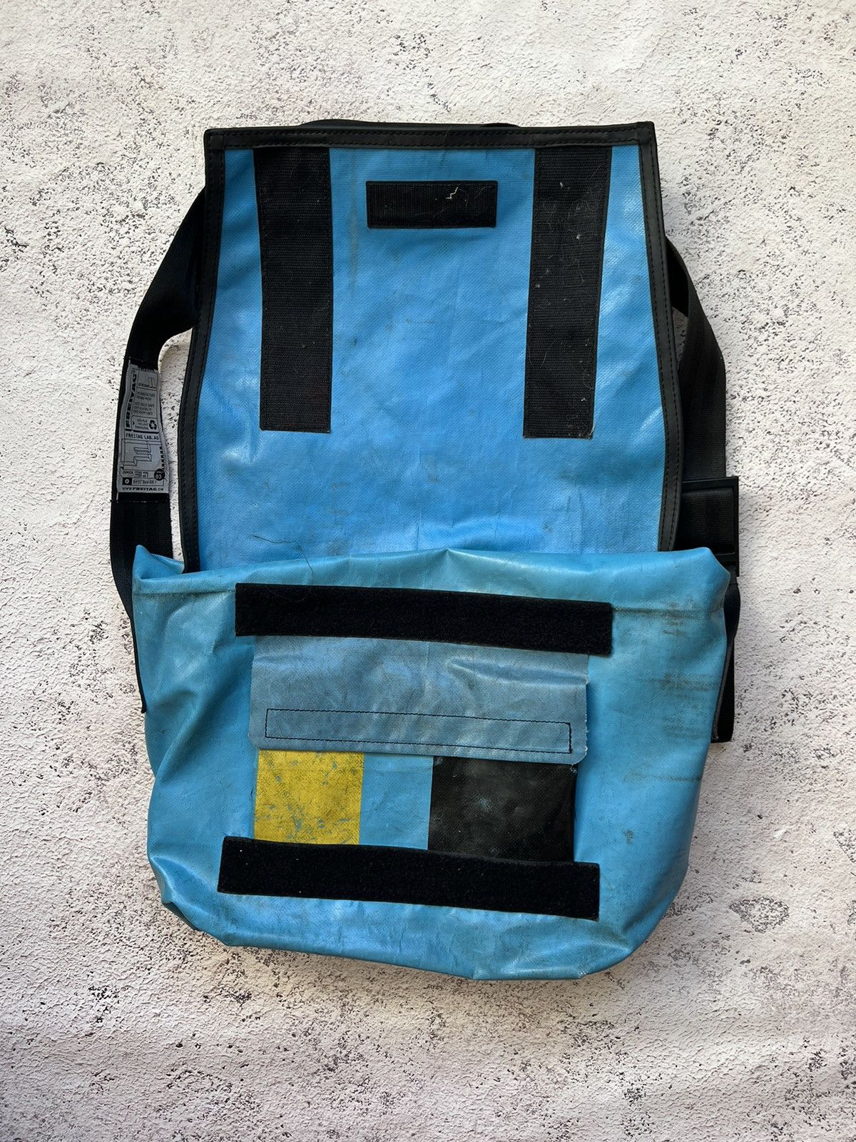 Freitag × Vintage Freitag Streetwear Bag Big Messenger Size ONE SIZE - 2 Thumbnail