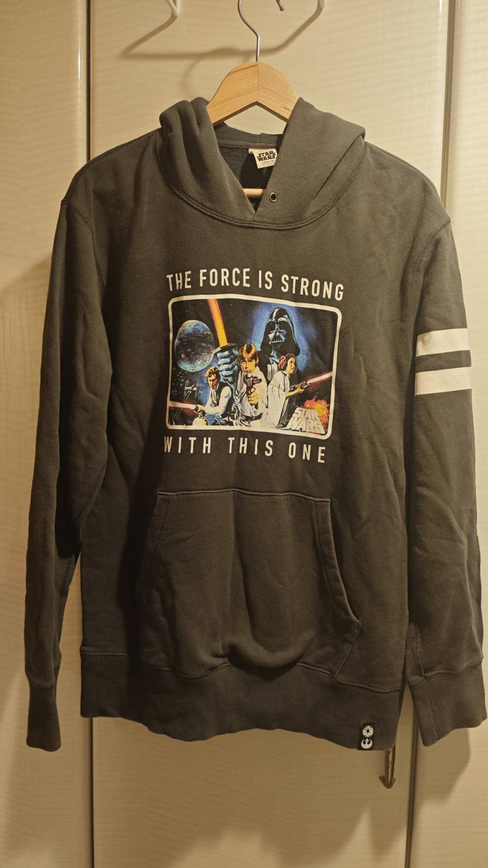 Star Wars × Uniqlo Uniqlo X Star Wars Vintage "The Force is Strong" Hoodie Size US M / EU 48-50 / 2 - 1 Thumbnail
