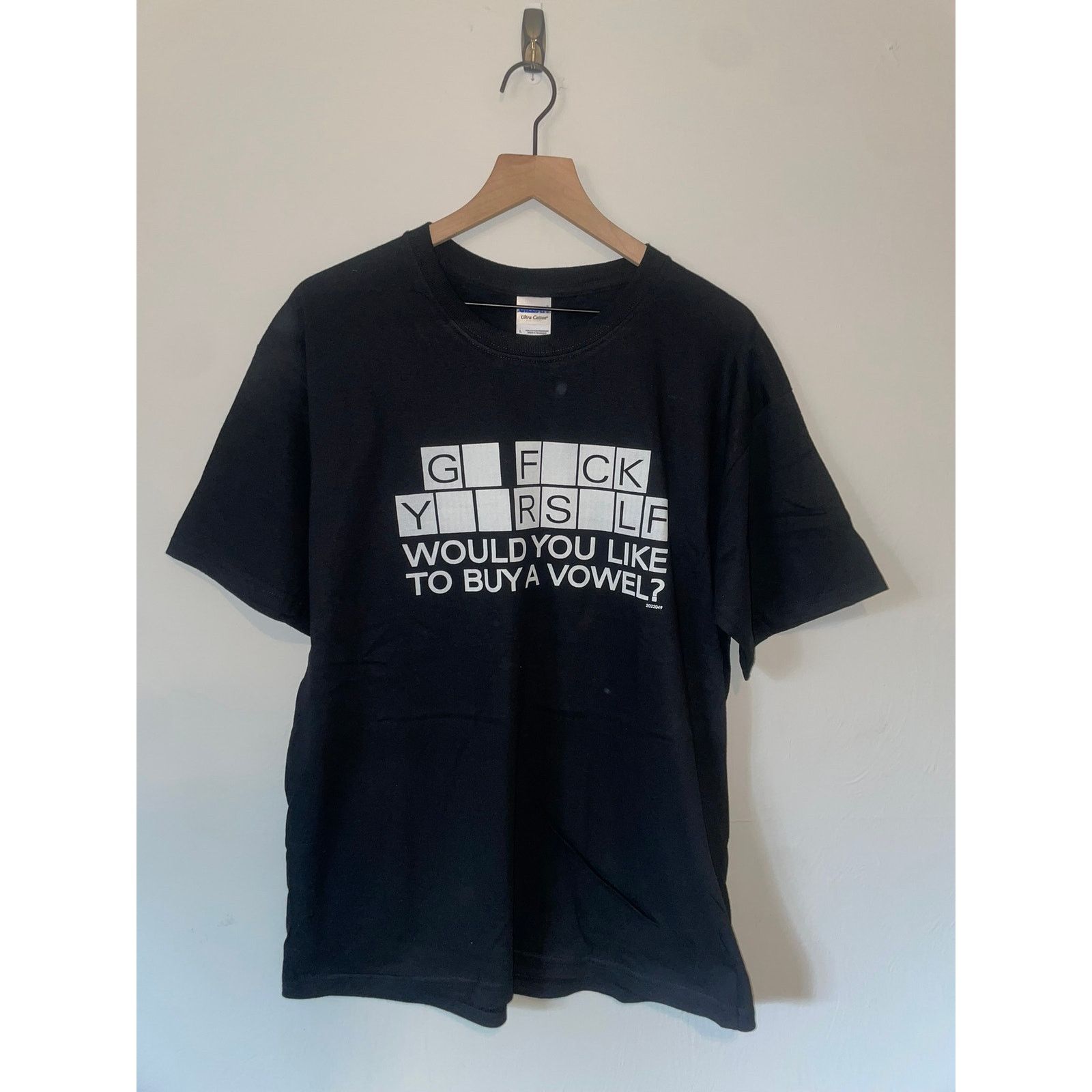Gildan Y2K Go F Yourself Buy A Vowel Humor Joke Black Shirt Large Size US L / EU 52-54 / 3 - 1 Thumbnail