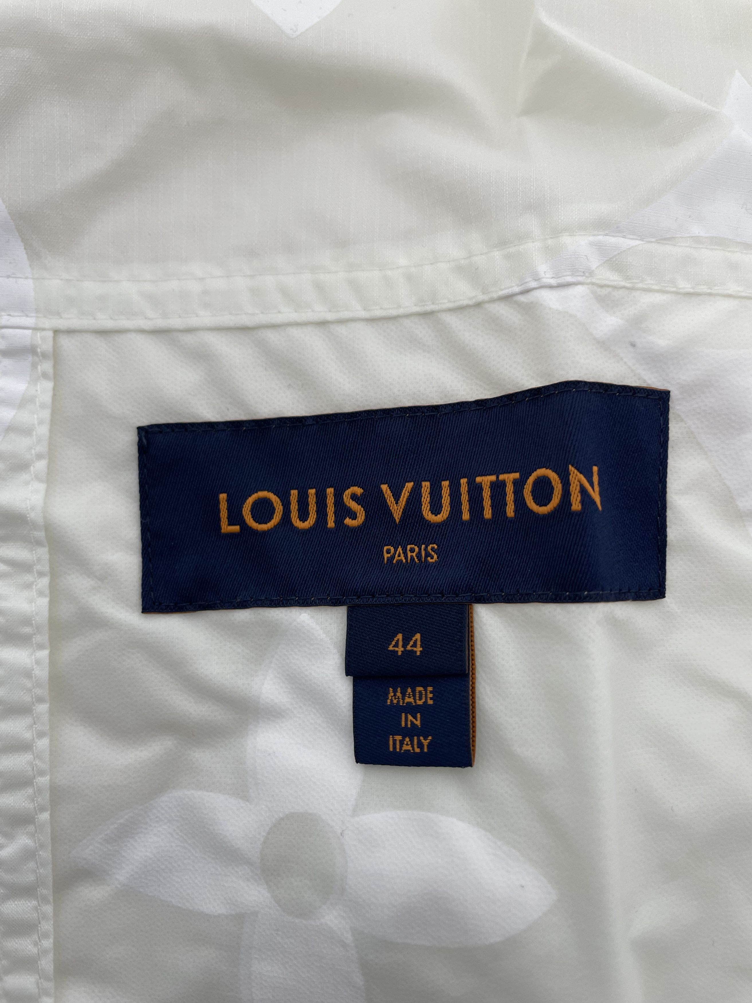 Louis Vuitton Louis Vuitton Full Logo Zippered Assault Jacket Size US S / EU 44-46 / 1 - 4 Thumbnail