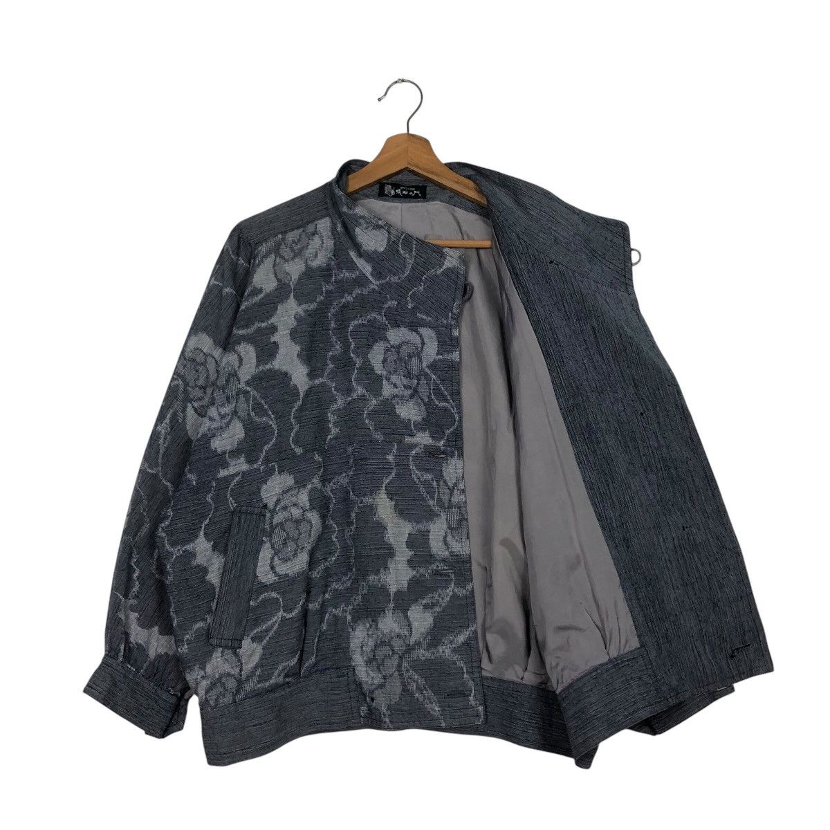Issey Miyake 📌Vintage Bomber Jacket Quilted Flower Full Print Rich Grey Size US M / EU 48-50 / 2 - 12 Thumbnail