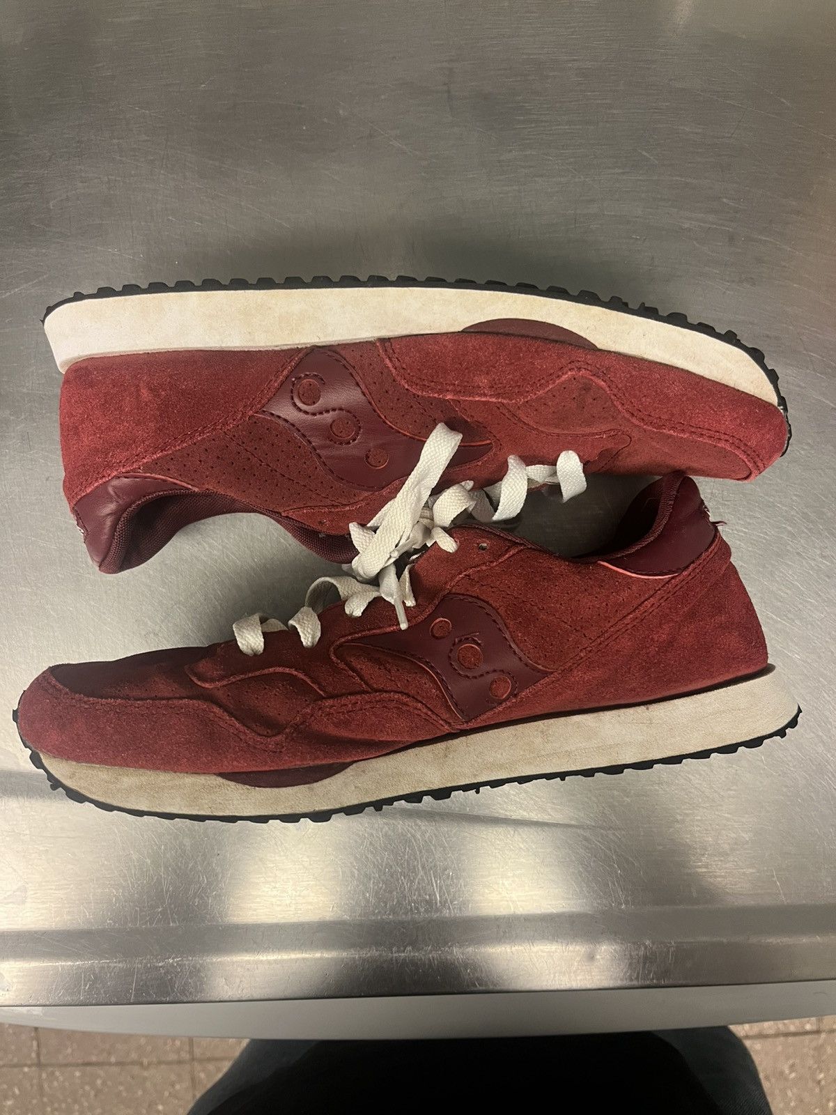 Saucony Saucony X Madewell Athletic Shoes Size 9.5 Size US 9.5 / IT 39.5 - 2 Thumbnail