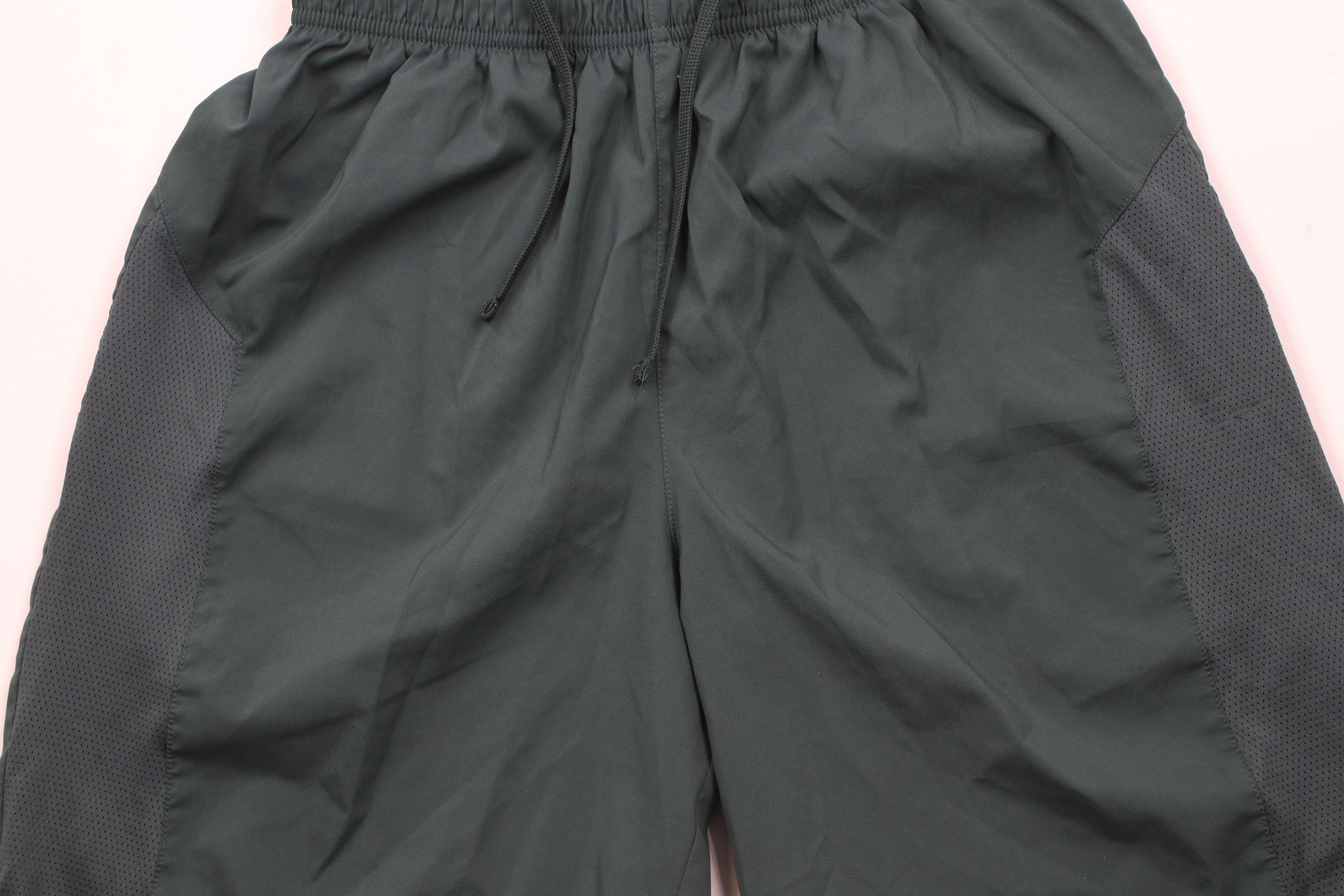 Puma × Vintage Vintage Y2K Puma Jogging Soccer Shorts Green Polyester Size US 30 / EU 46 - 3 Thumbnail