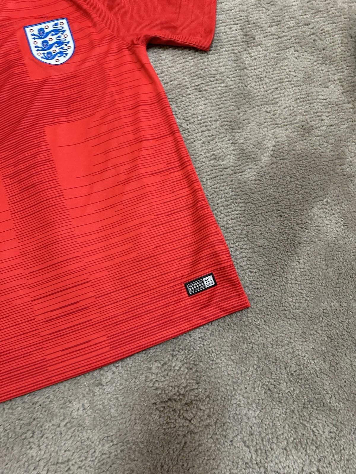 Nike ENGLAND 2018 2019 AWAY SHIRT FOOTBALL SOCCER JERSEY NIKE Size US M / EU 48-50 / 2 - 2 Thumbnail
