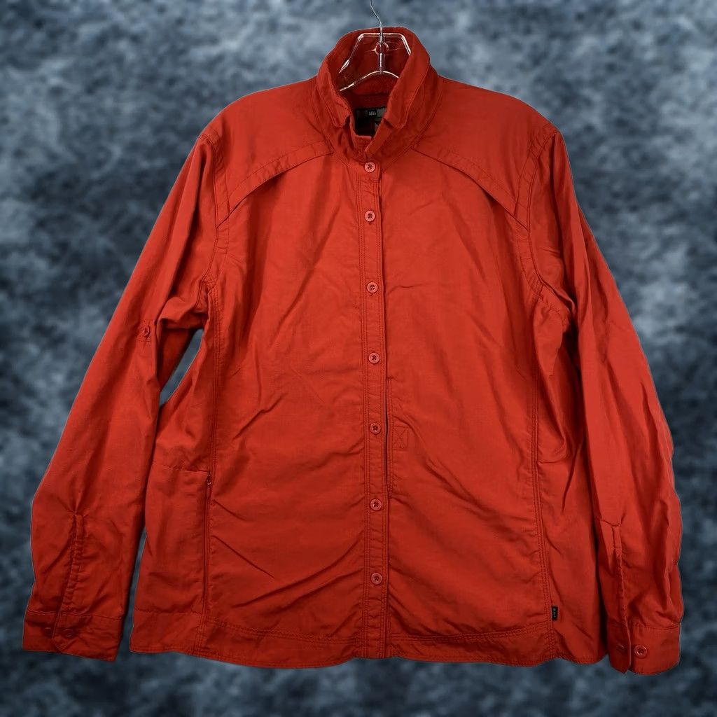 Vintage REI Shirt Womens XL Red Roll Tab Sleeve Outdoors Camping Hiking Button-Up Women XL Red Outdoors Casual Shirt Size XL / US 12-14 / IT 48-50 - 1 Thumbnail