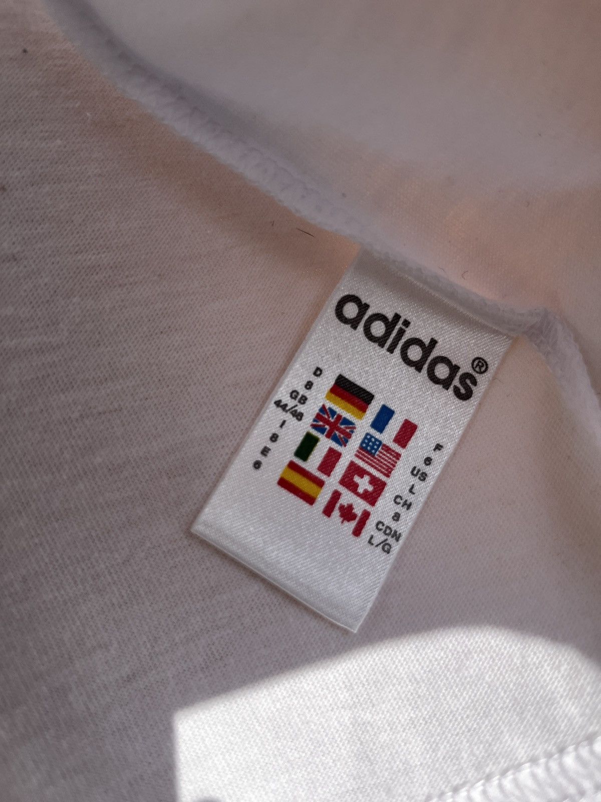 Adidas T-Shirt Adidas Retro Size US L / EU 52-54 / 3 - 10 Thumbnail