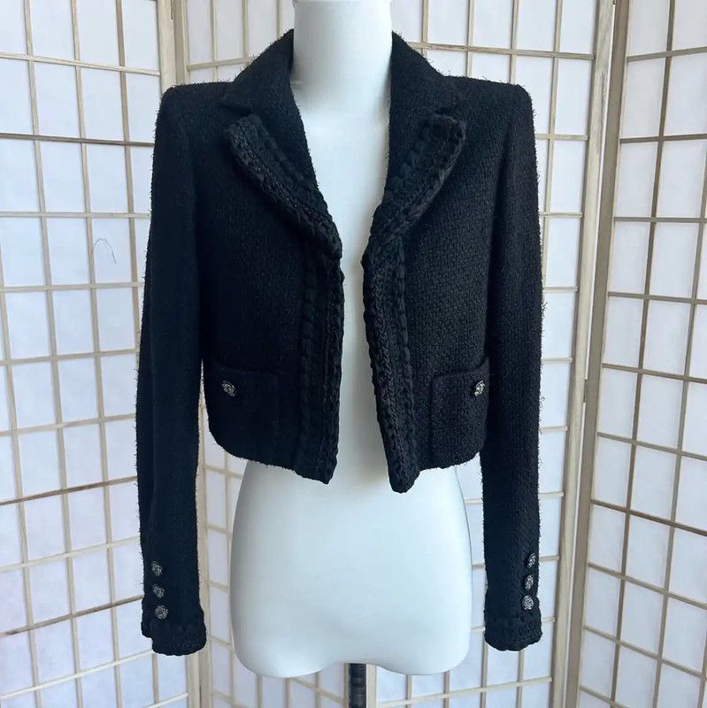 Chanel Chanel Black Wool Cropped Jacket Size S 0089 Size S / US 4 / IT 40 - 1 Thumbnail