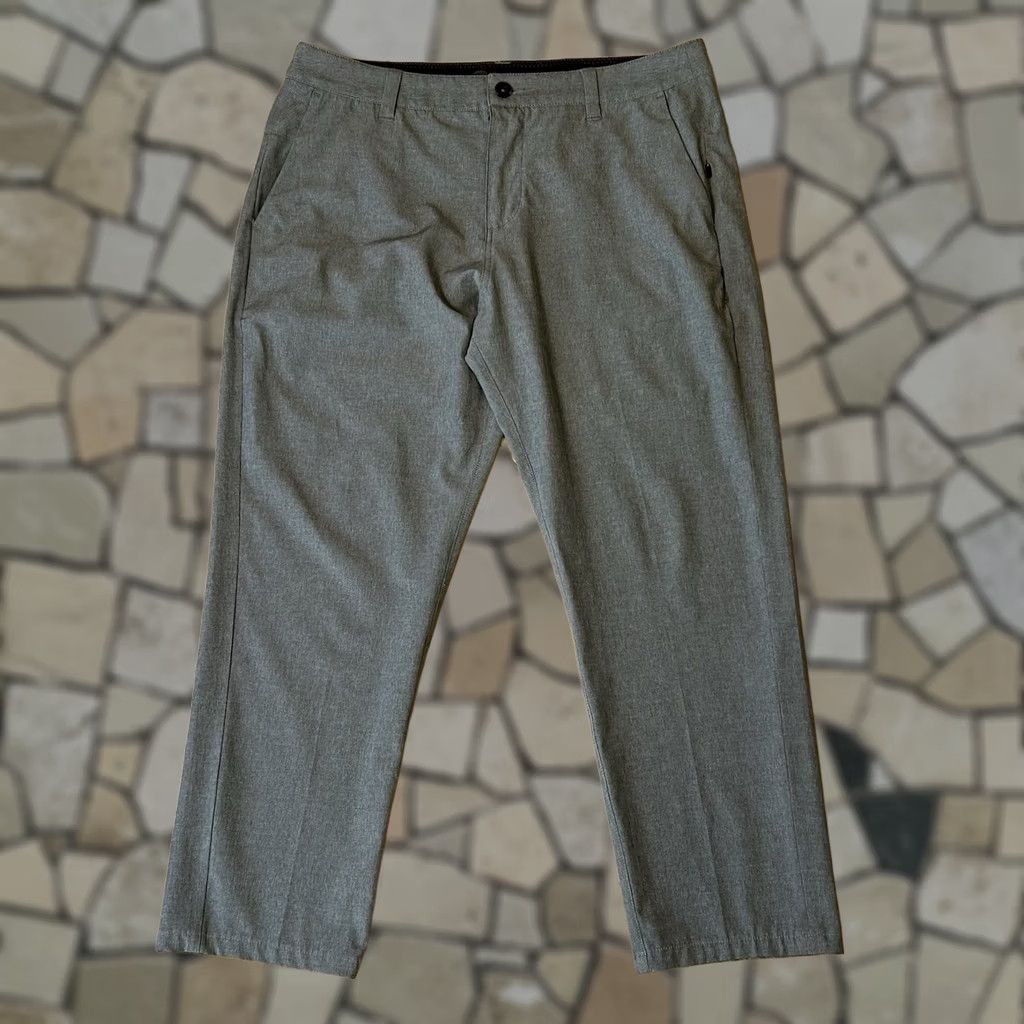 Vuori Vuori Aim Pant Men 32x26 Gray Knit Zip Pockets Logo Tapered Regular Rise 11 Casual Workwear Sports Preppy Velvet? Size US 32 / EU 48 - 1 Thumbnail