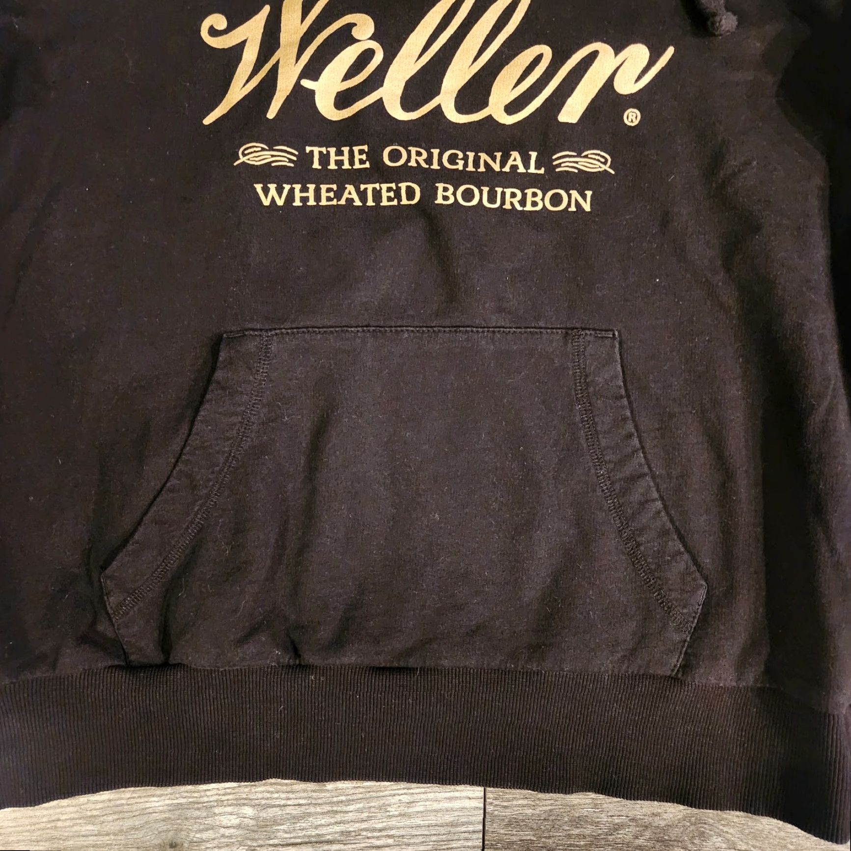 Vintage VINTAGE Buffalo Trace Distillery Hoodie Sz Medium Black Gold Script Bar Men Pullover Hooded Pockets Logo Athletic Size US M / EU 48-50 / 2 - 3 Thumbnail