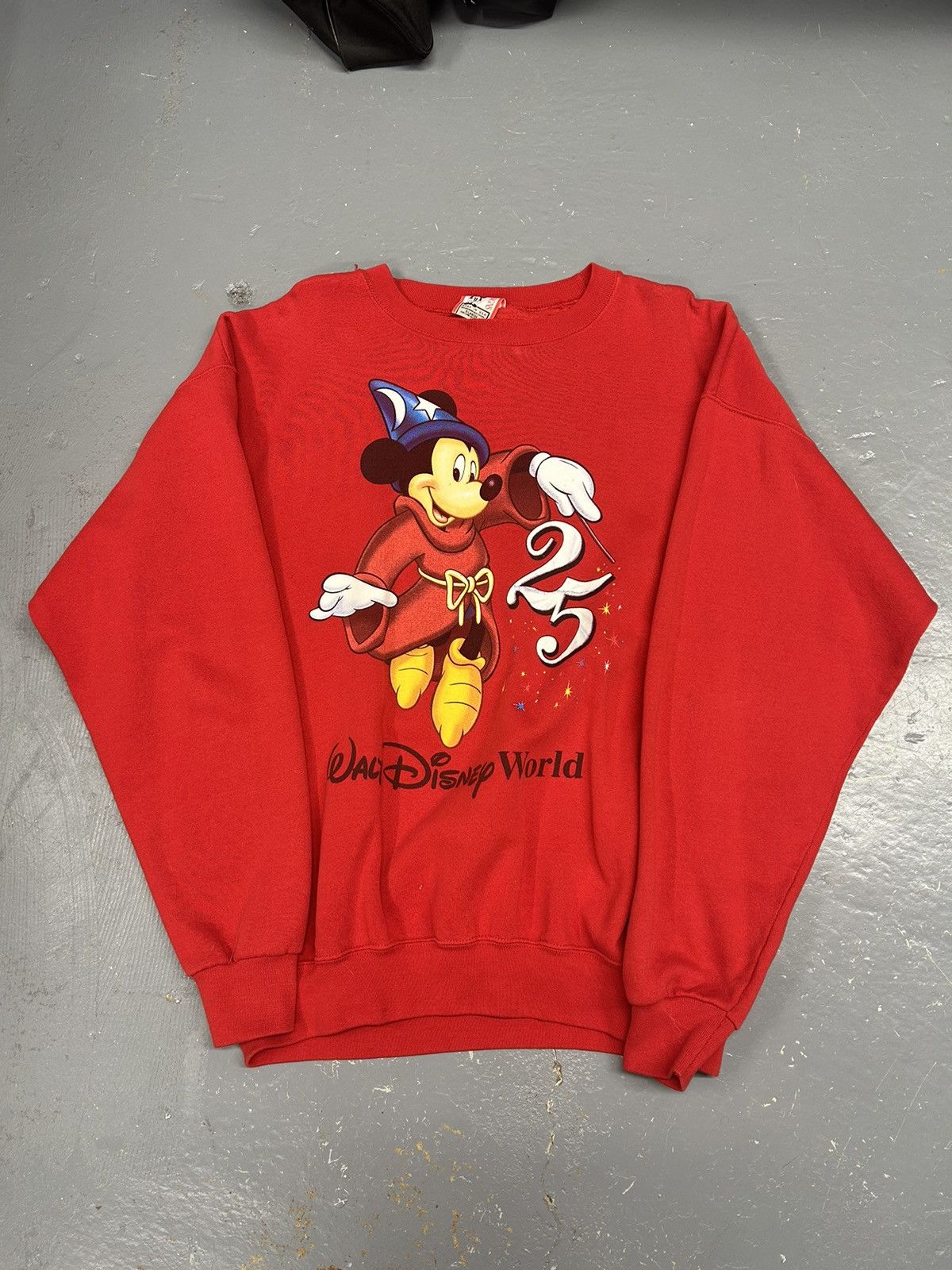 Disney × Mickey Mouse × Vintage Crazy Vintage 90s Essential Disney Mickey Mouse Crewneck Size US XL / EU 56 / 4 - 1 Thumbnail